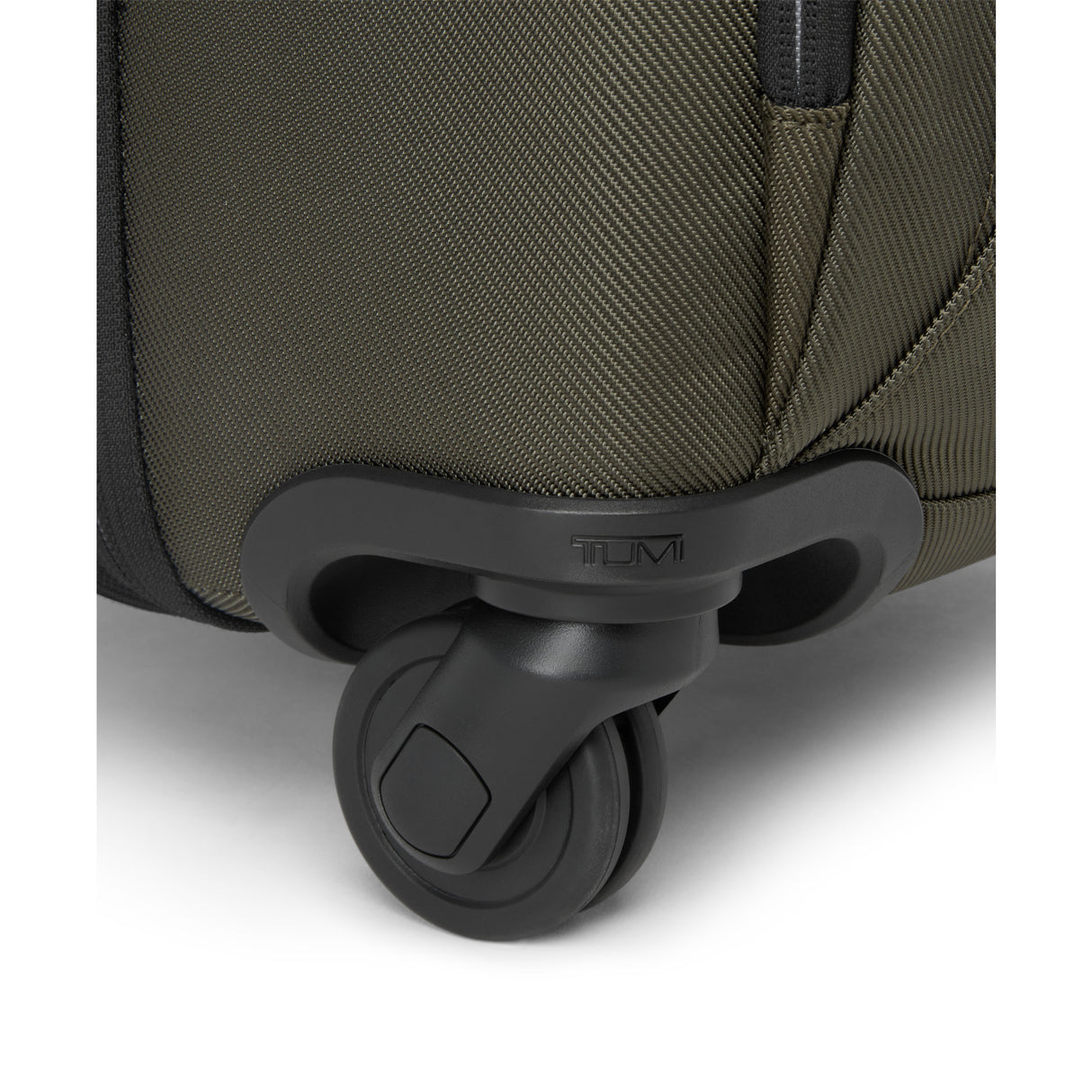 TUMI Aerotour International Expandable 4 Wheeled Carry-On