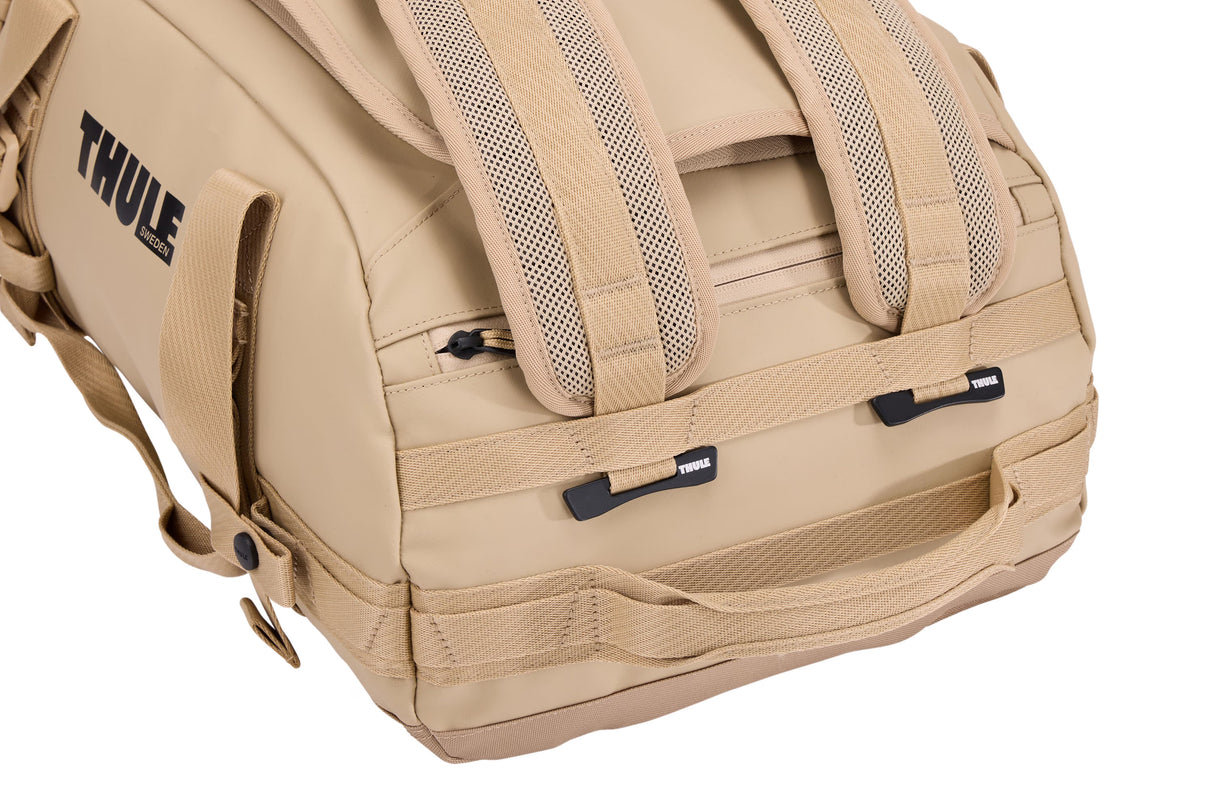 Thule Chasm 30L duffel bag gentle beige