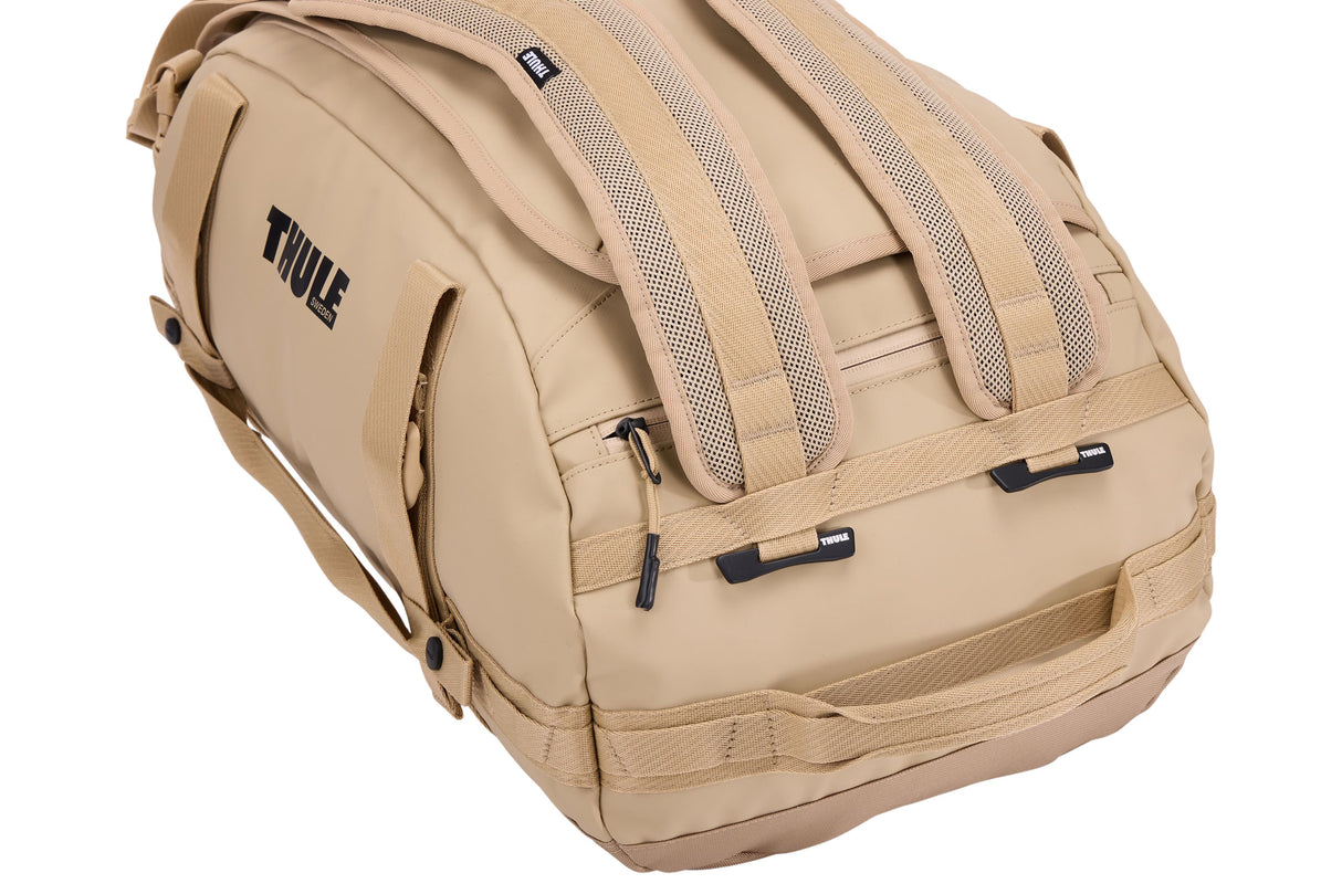 Thule Chasm 40L duffel bag gentle beige