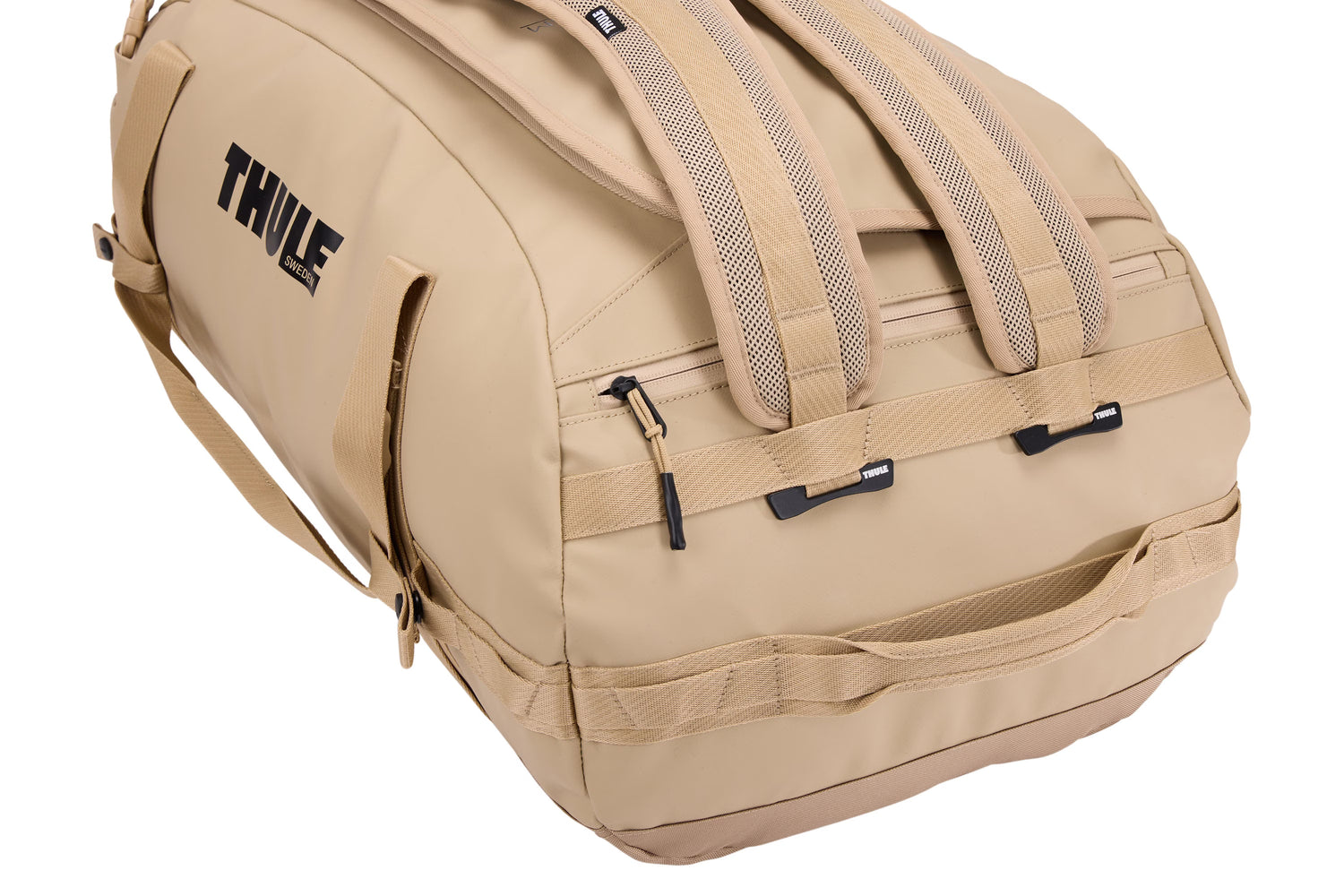 Thule Chasm 70L duffel bag gentle beige