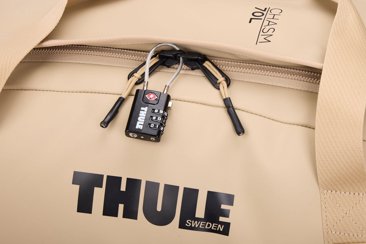 Thule Chasm 70L duffel bag gentle beige