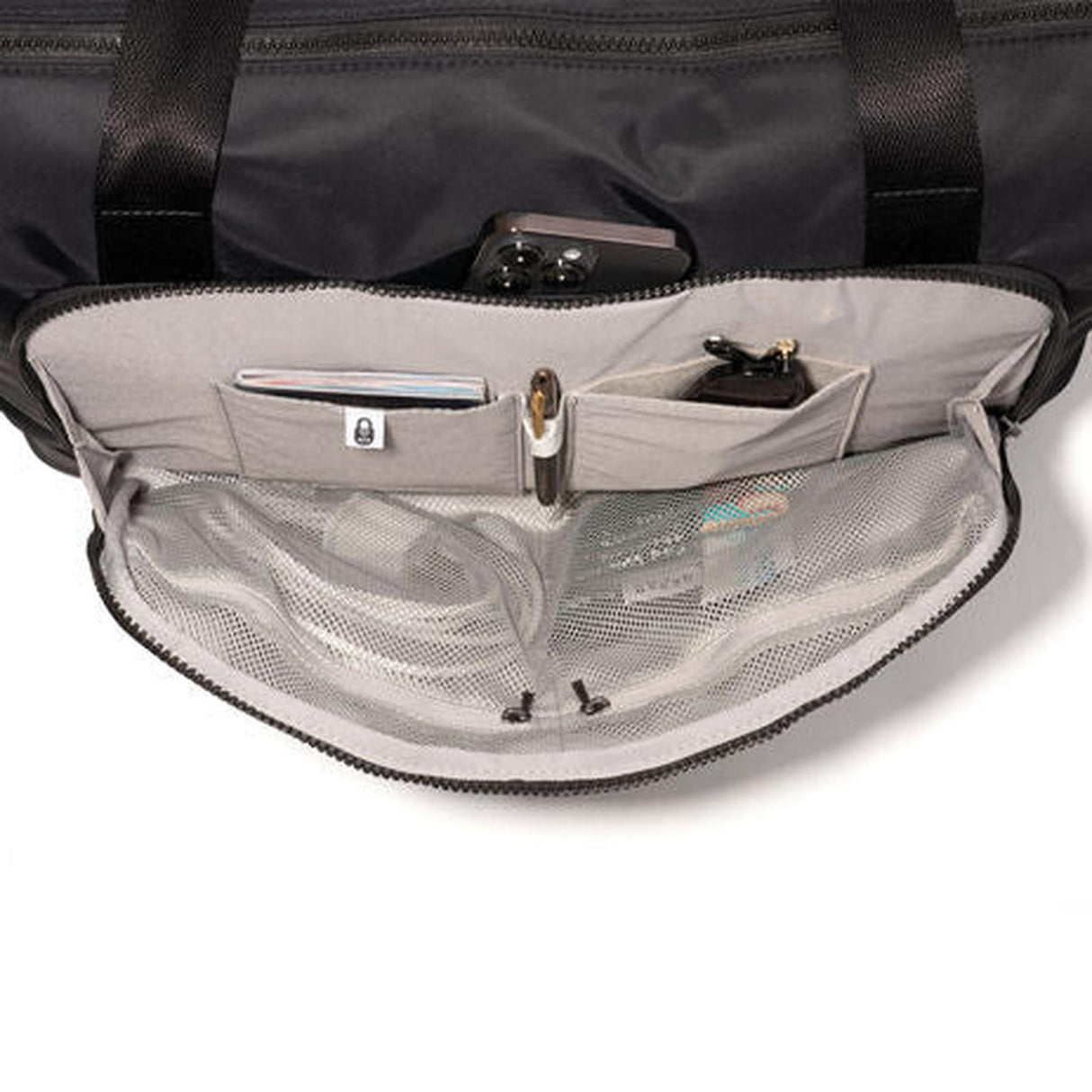 Baggallini Park Avenue Overnight Tote