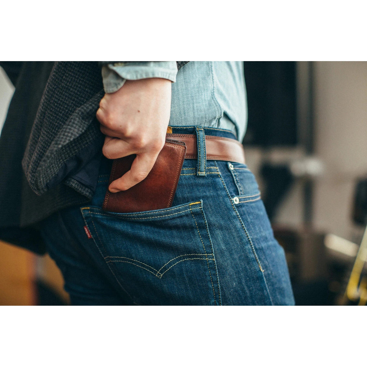 Bosca Dolce Leather Small Bifold Wallet