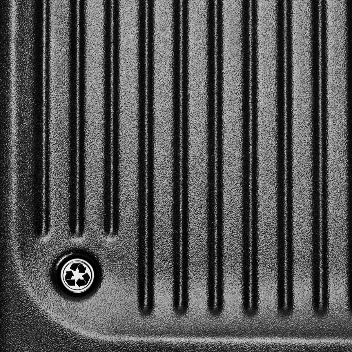 Briggs & Riley Sympatico 3.0 Medium 27" Expandable Spinner