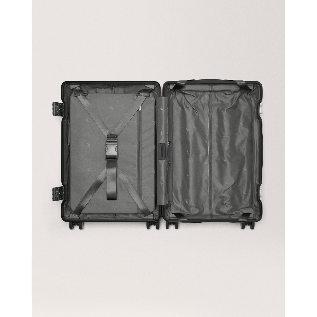 Carl Friedrik Hybrid The Carry-on