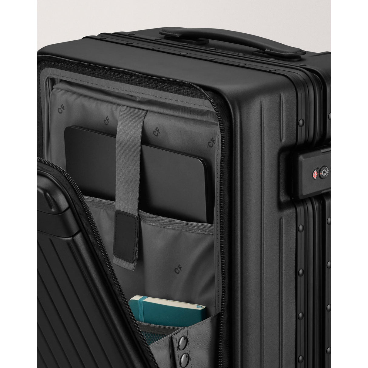 Carl Friedrik Hybrid The Carry-on X