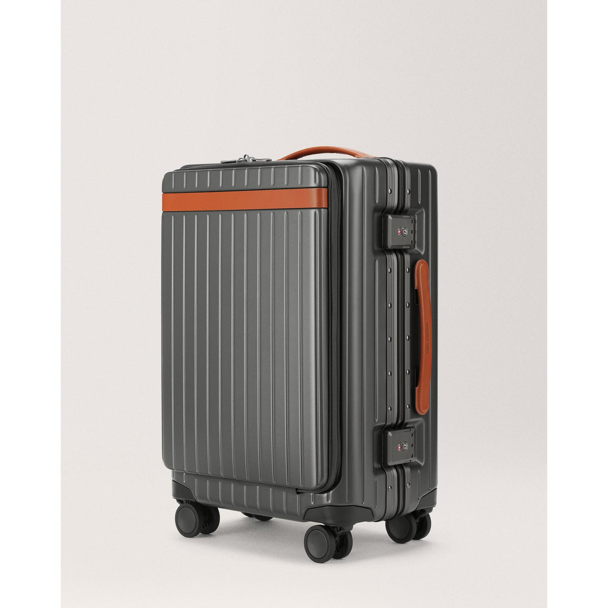 Carl Friedrik Hybrid The Carry-on X