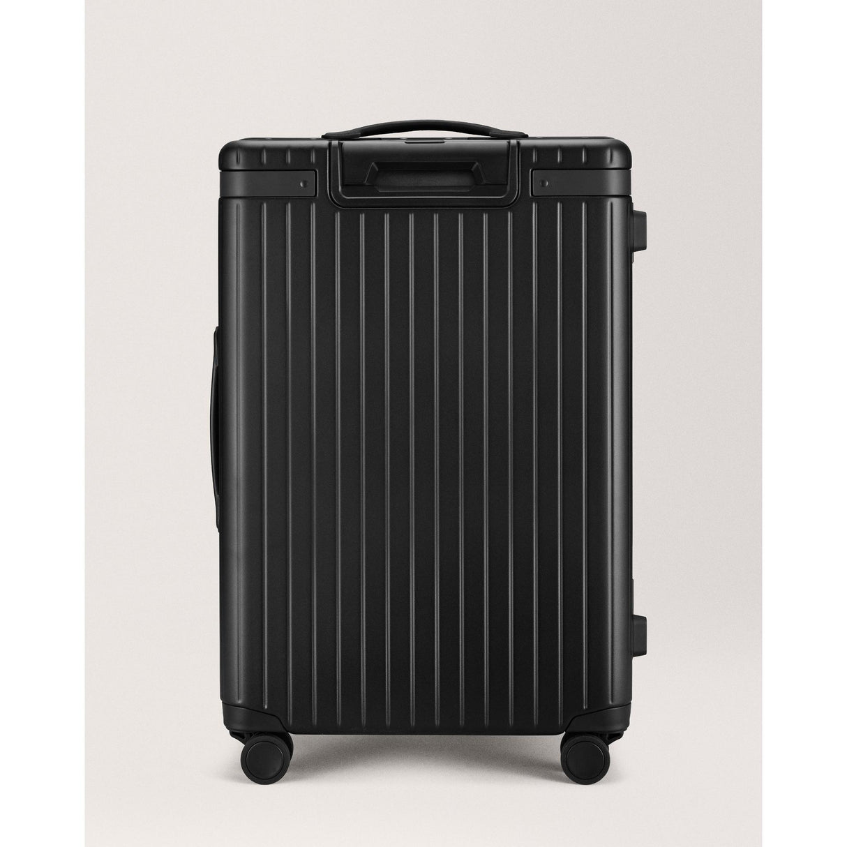 Carl Friedrik Hybrid The Check-in