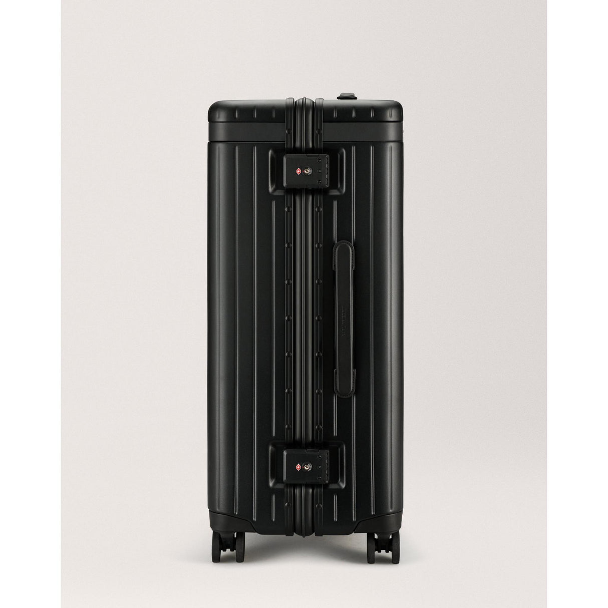 Carl Friedrik Hybrid The Check-in