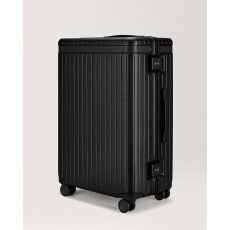 Carl Friedrik Hybrid The Check-in