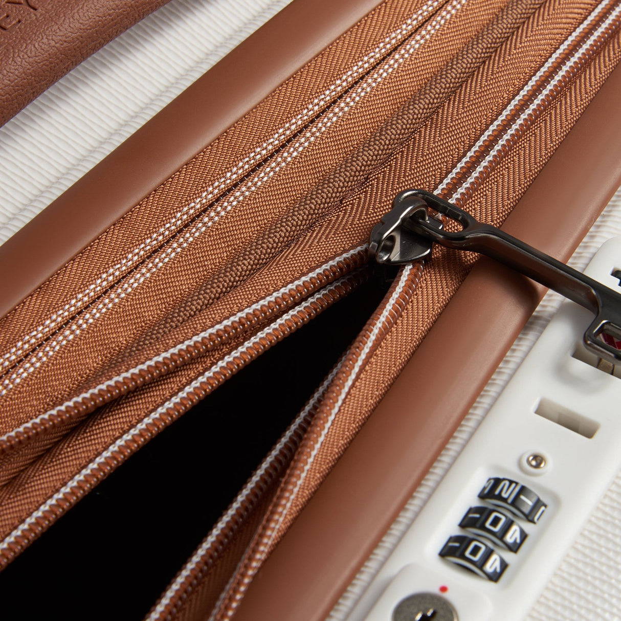 Delsey Chatelet Air 2.0 International Business Carry-On