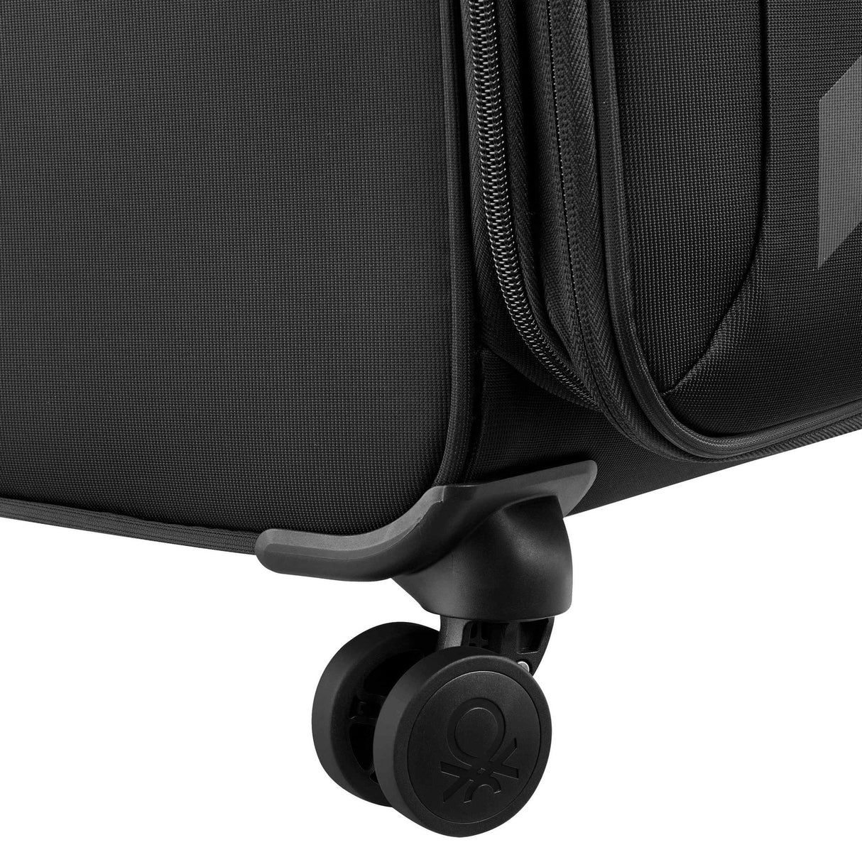 Delsey Color Block 27" Expandable Spinner Upright