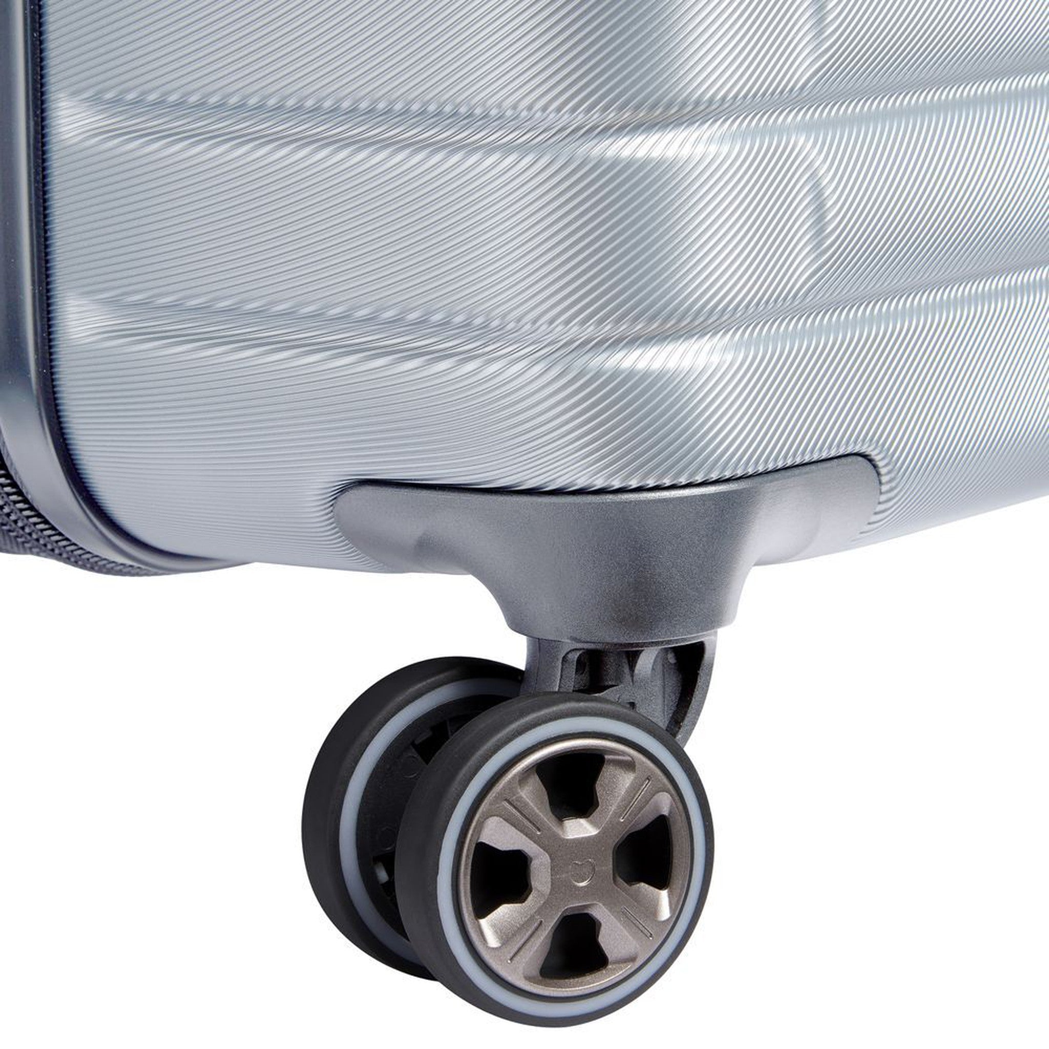 Delsey Cruise 3.0 28