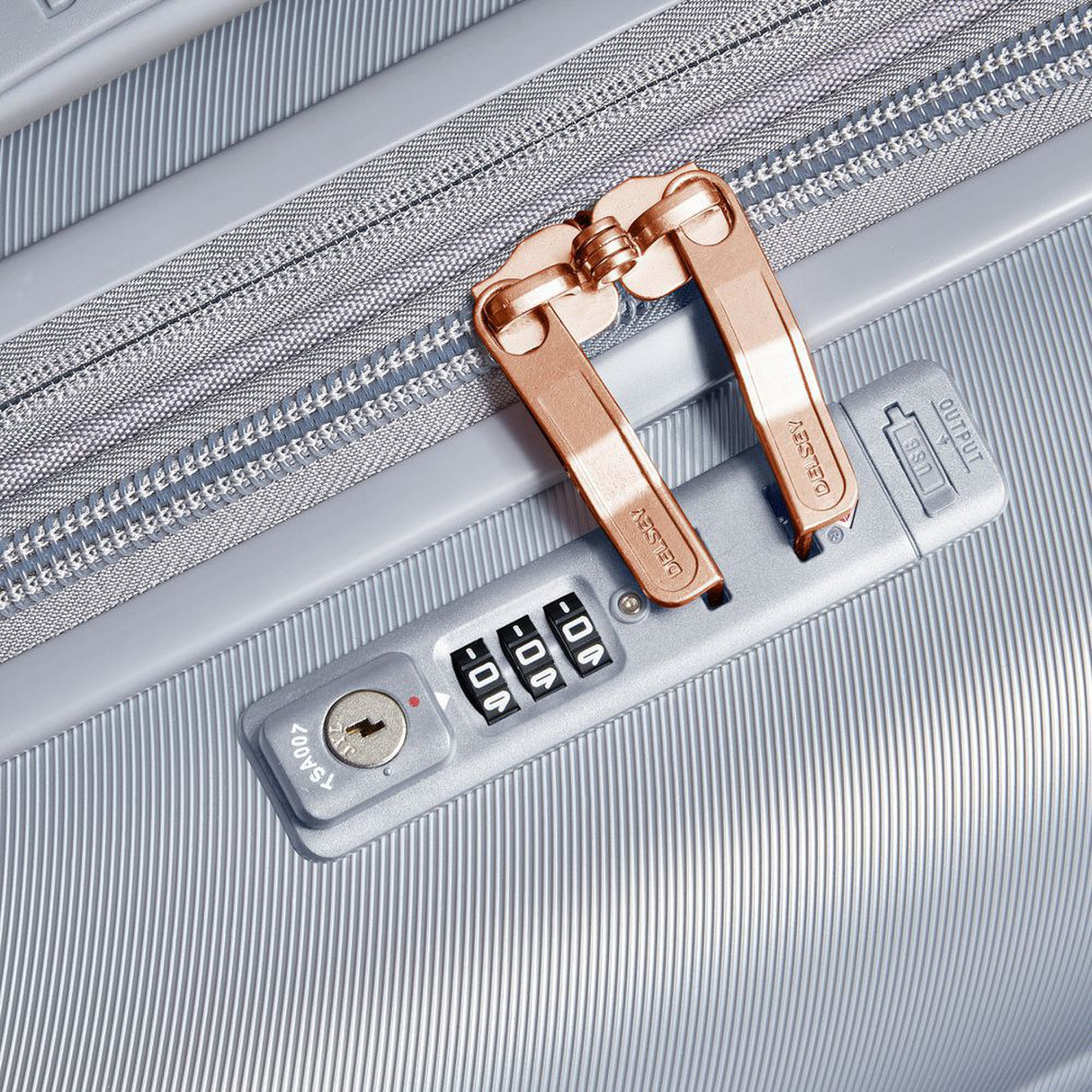 Delsey Cruise 3.0 Expandable Spinner Carry-On