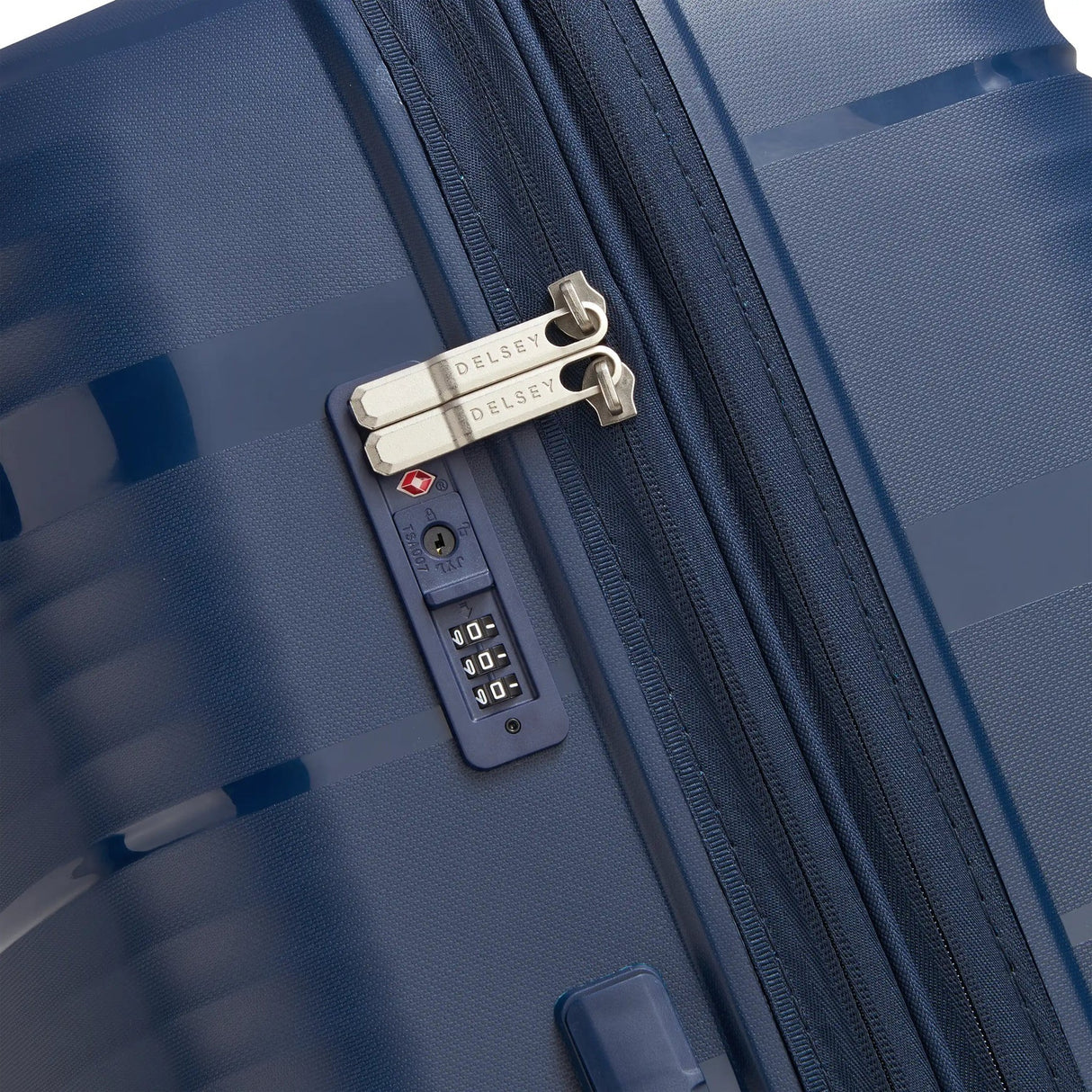 Delsey Dune 29" Expandable Spinner Upright