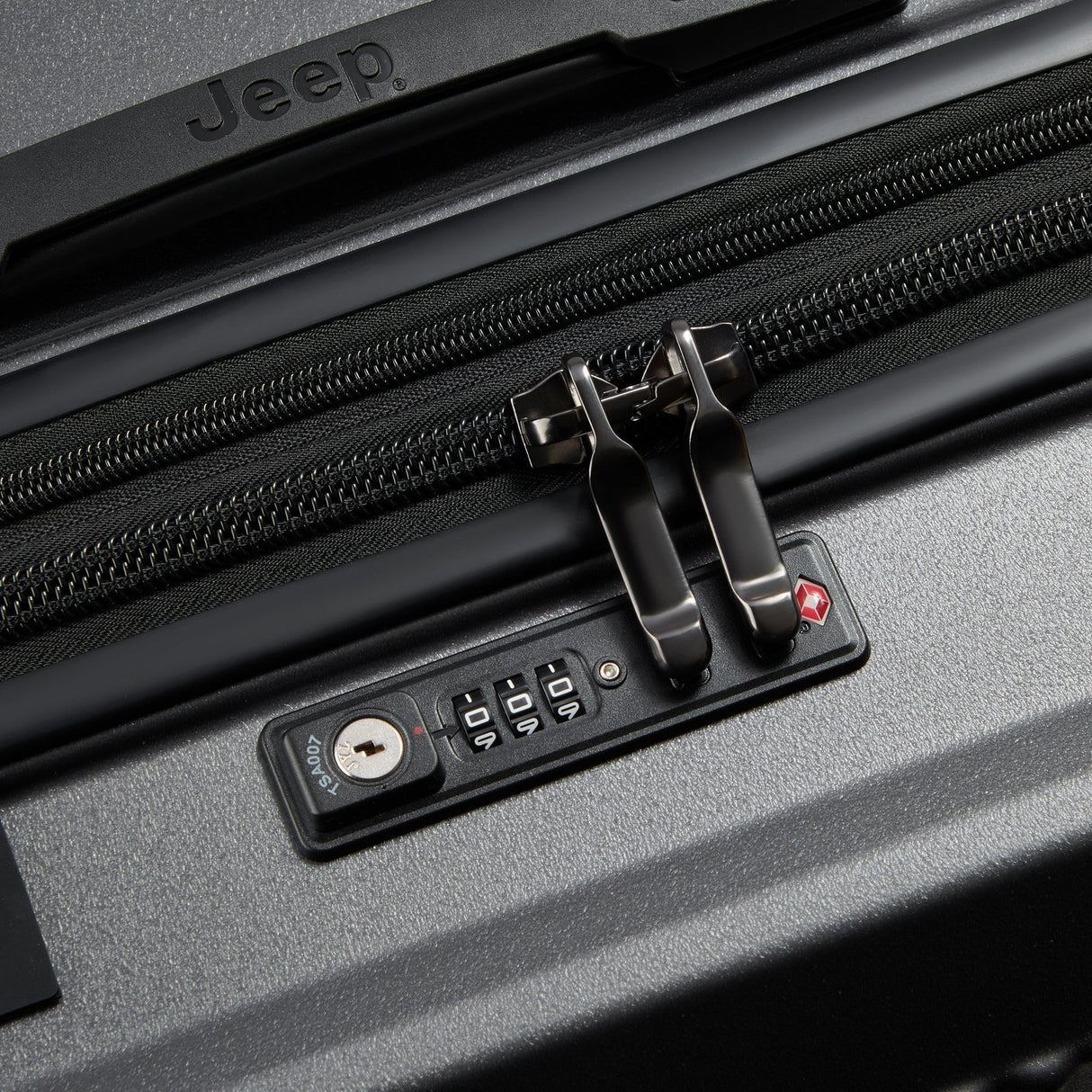 Delsey Jeep JH001A 29" Spinner Trunk