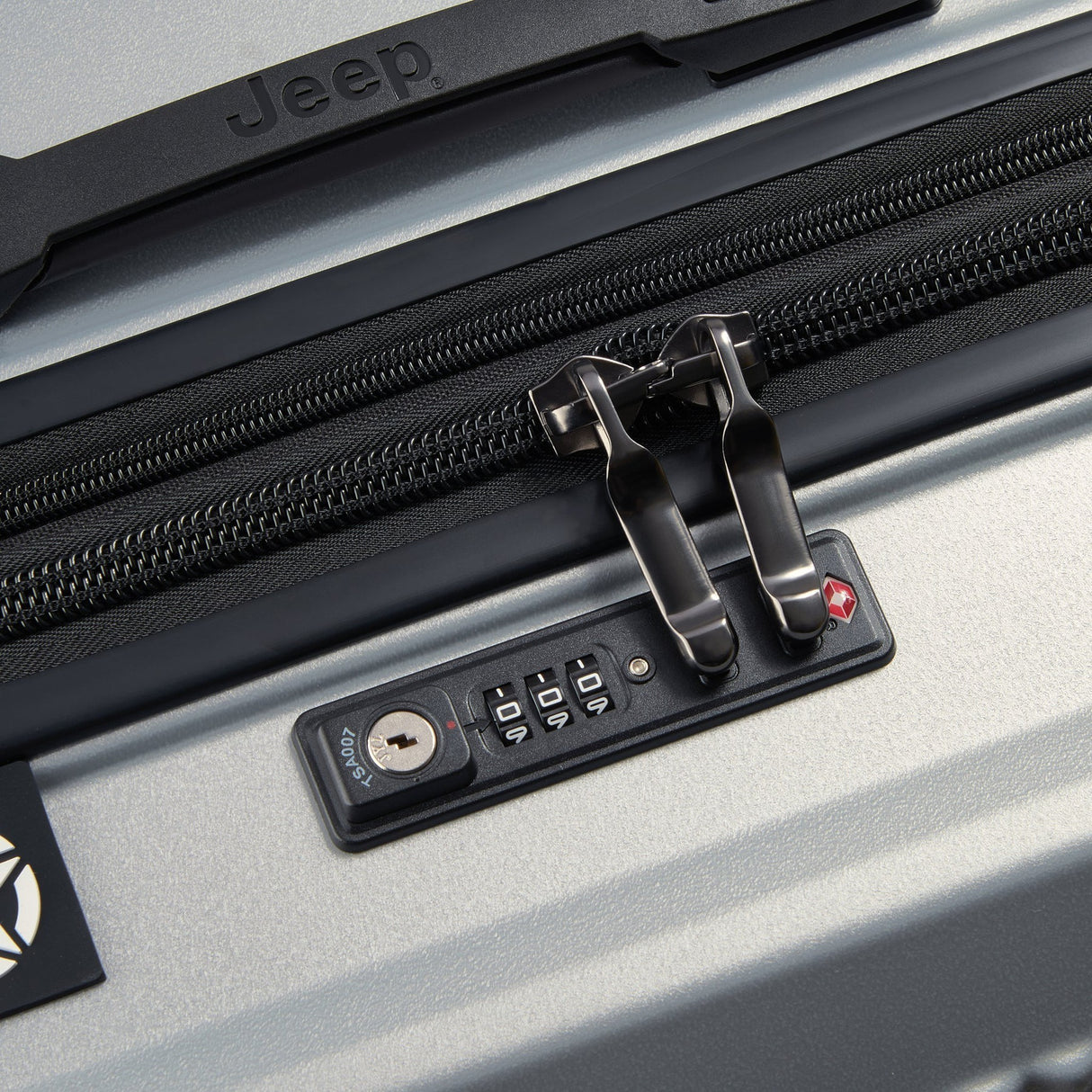 Delsey Jeep JH001A 29" Spinner Trunk