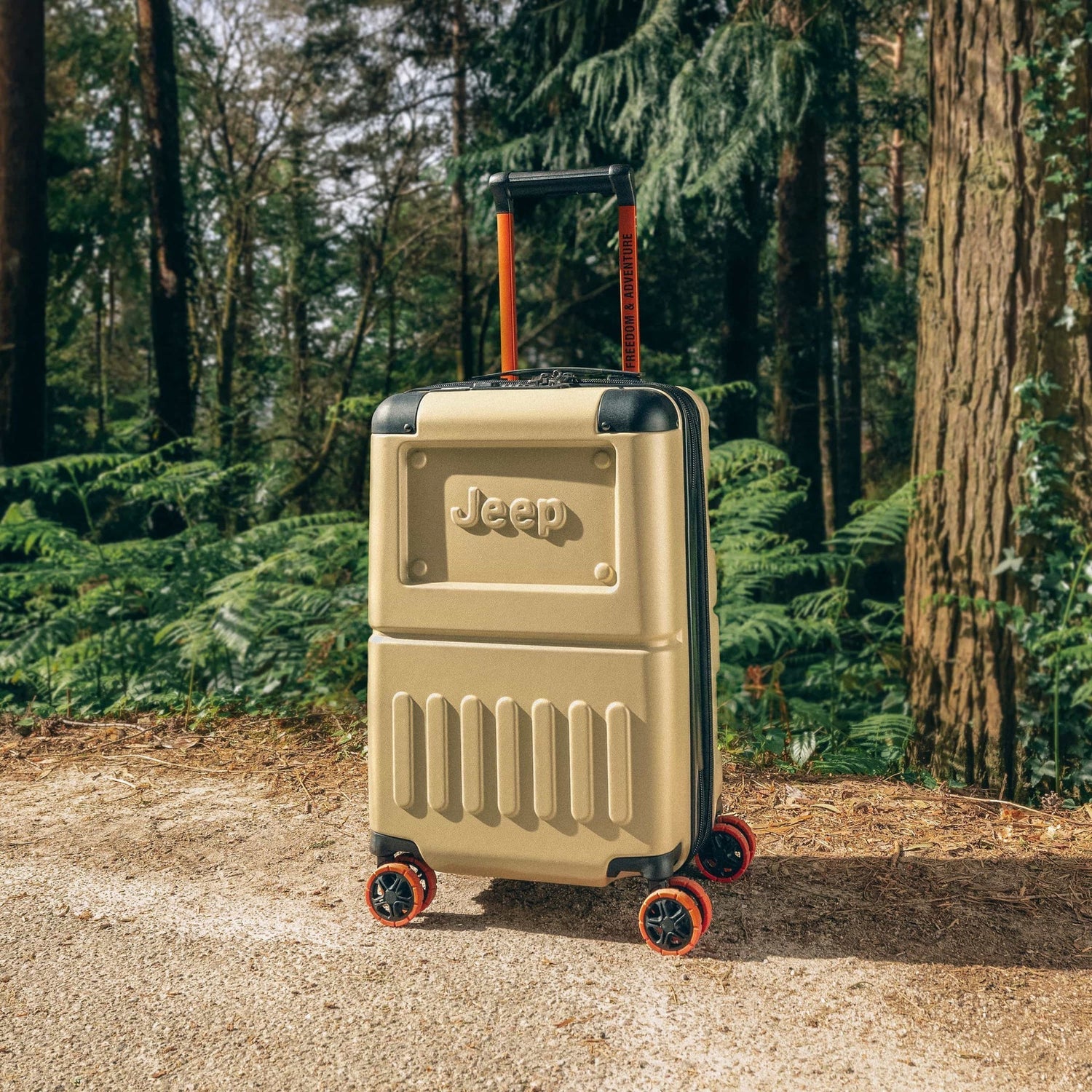 Delsey Jeep JH002B 20" Spinner Carry-On