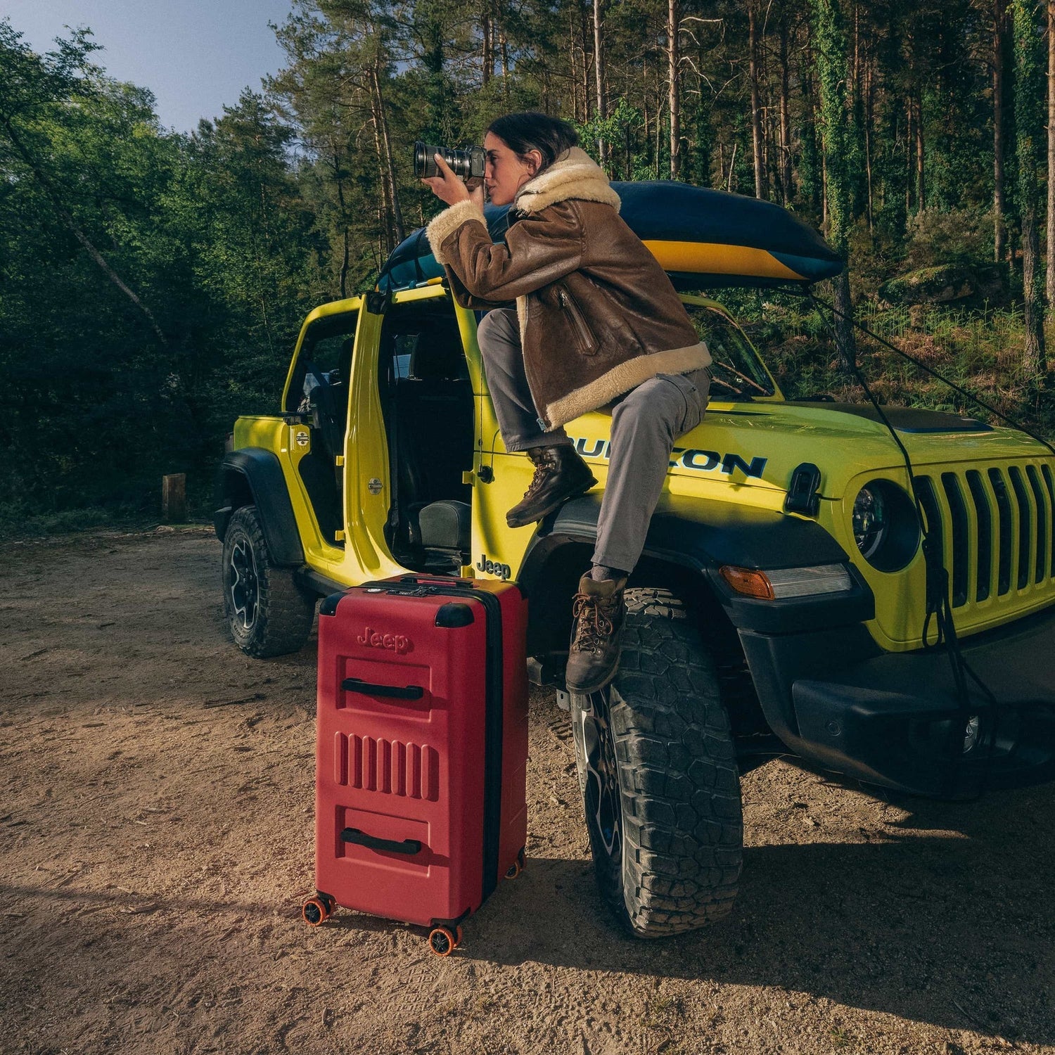 Delsey Jeep JH002B 28" Spinner Trunk