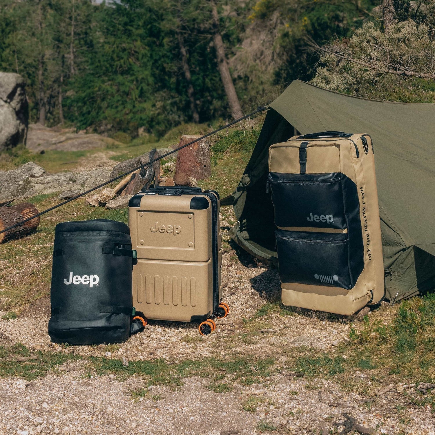 Delsey Jeep JS006B 31" Rolling Duffel