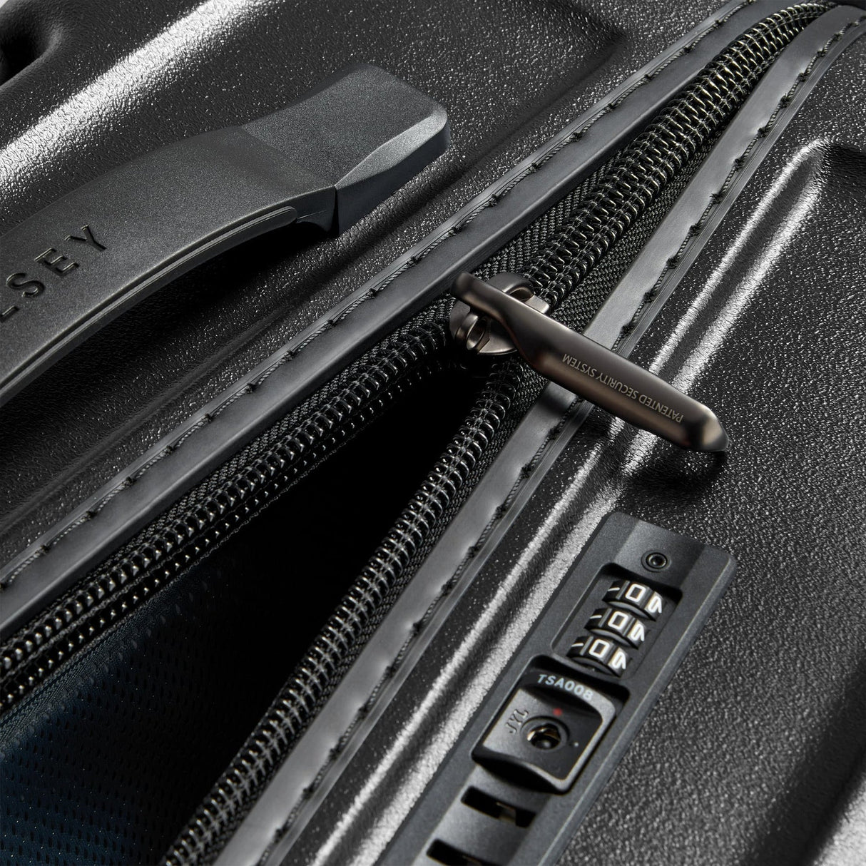 Delsey Turenne 2.0 27" Spinner