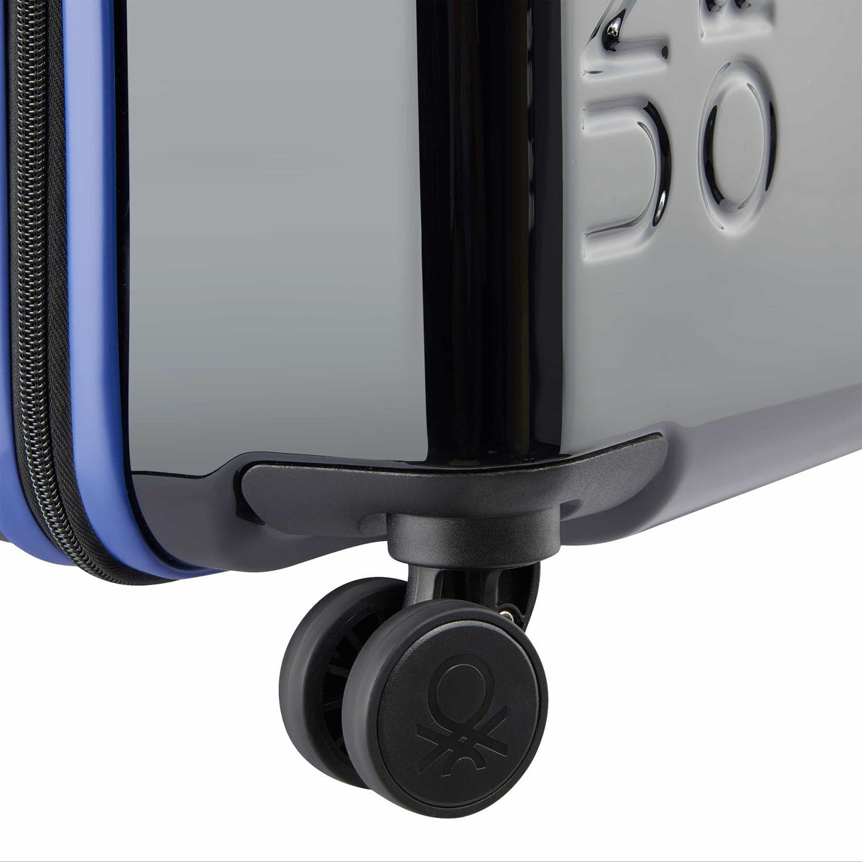 Delsey United 23" Spinner Upright