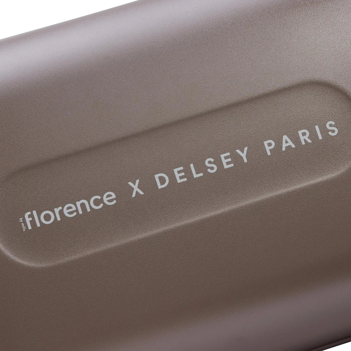 Delsey florence by mills Catch Flights Carry-On Plus Spinner Expandable Spinner