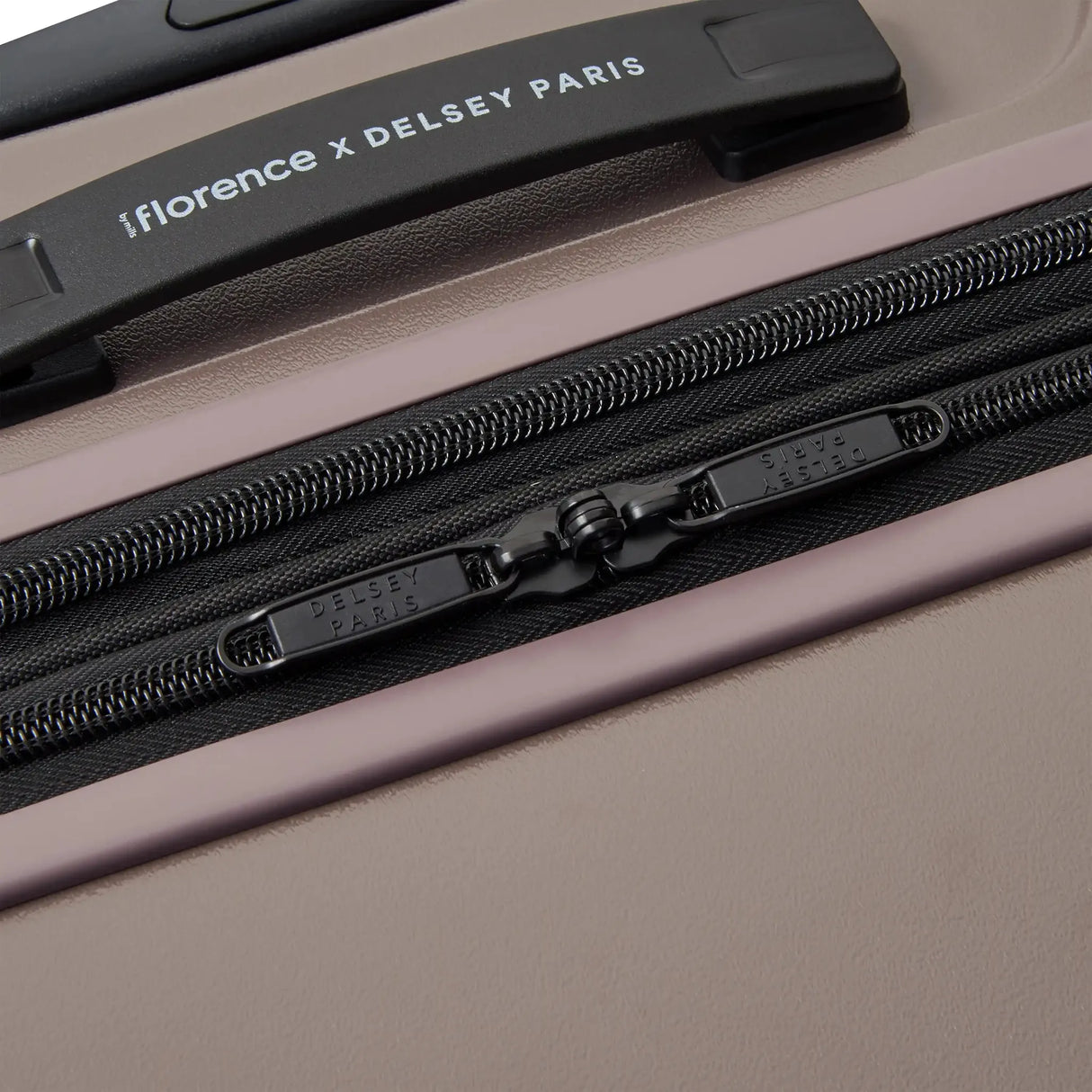 Delsey florence by mills Catch Flights Medium Expandable Spinner