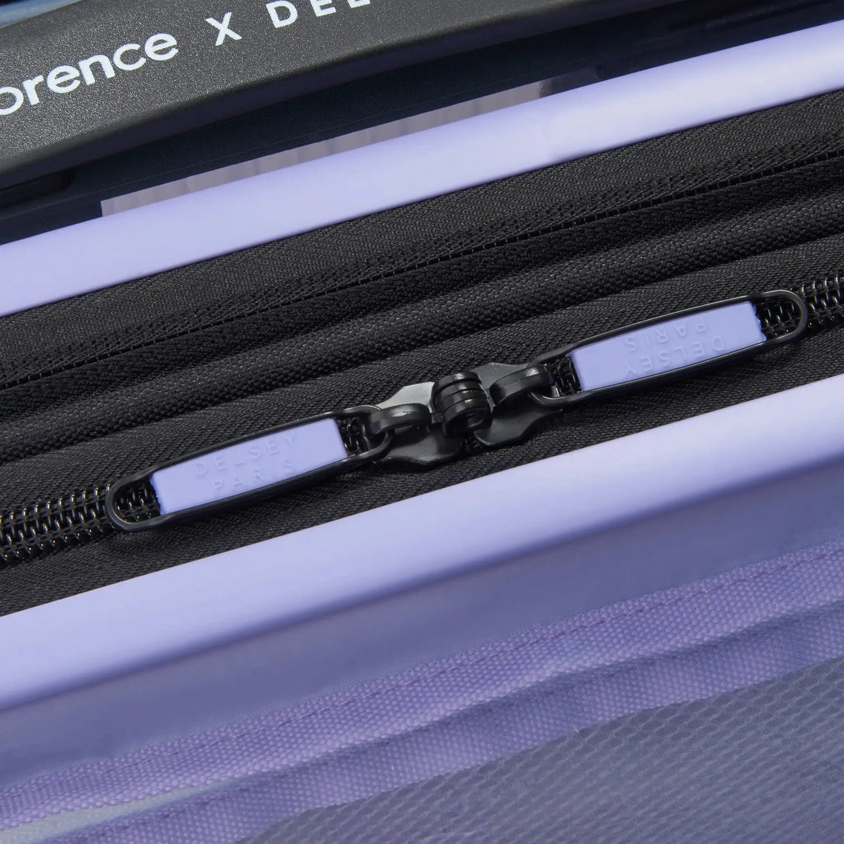 Delsey florence by mills Gotta Glow 29" Large Expandable Spinner