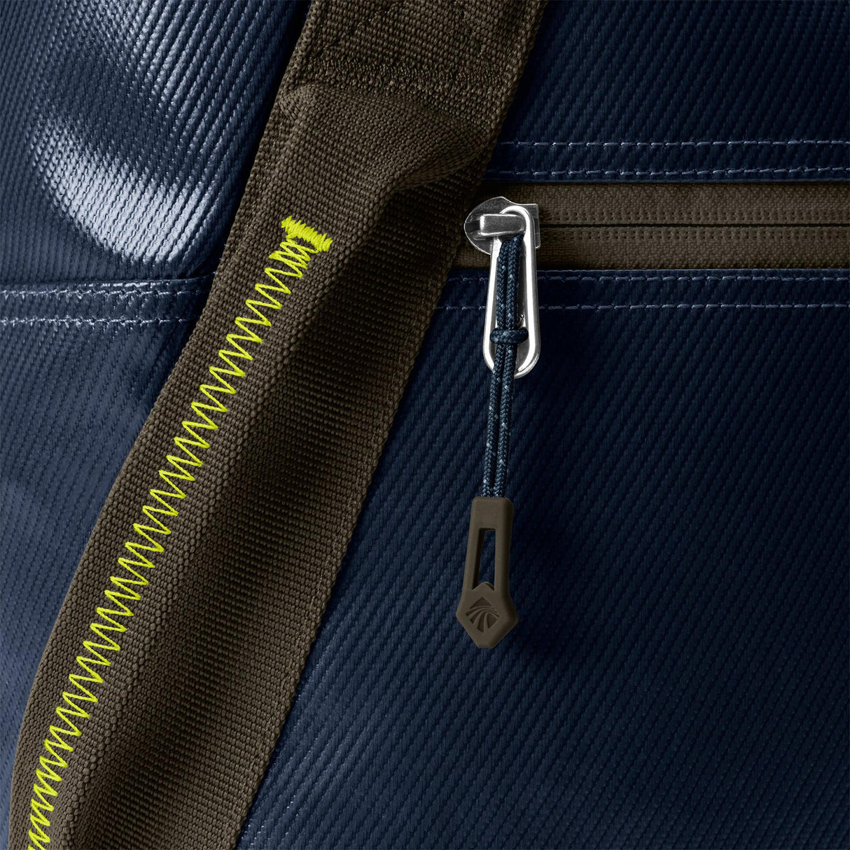 Eagle Creek Migrate Tote