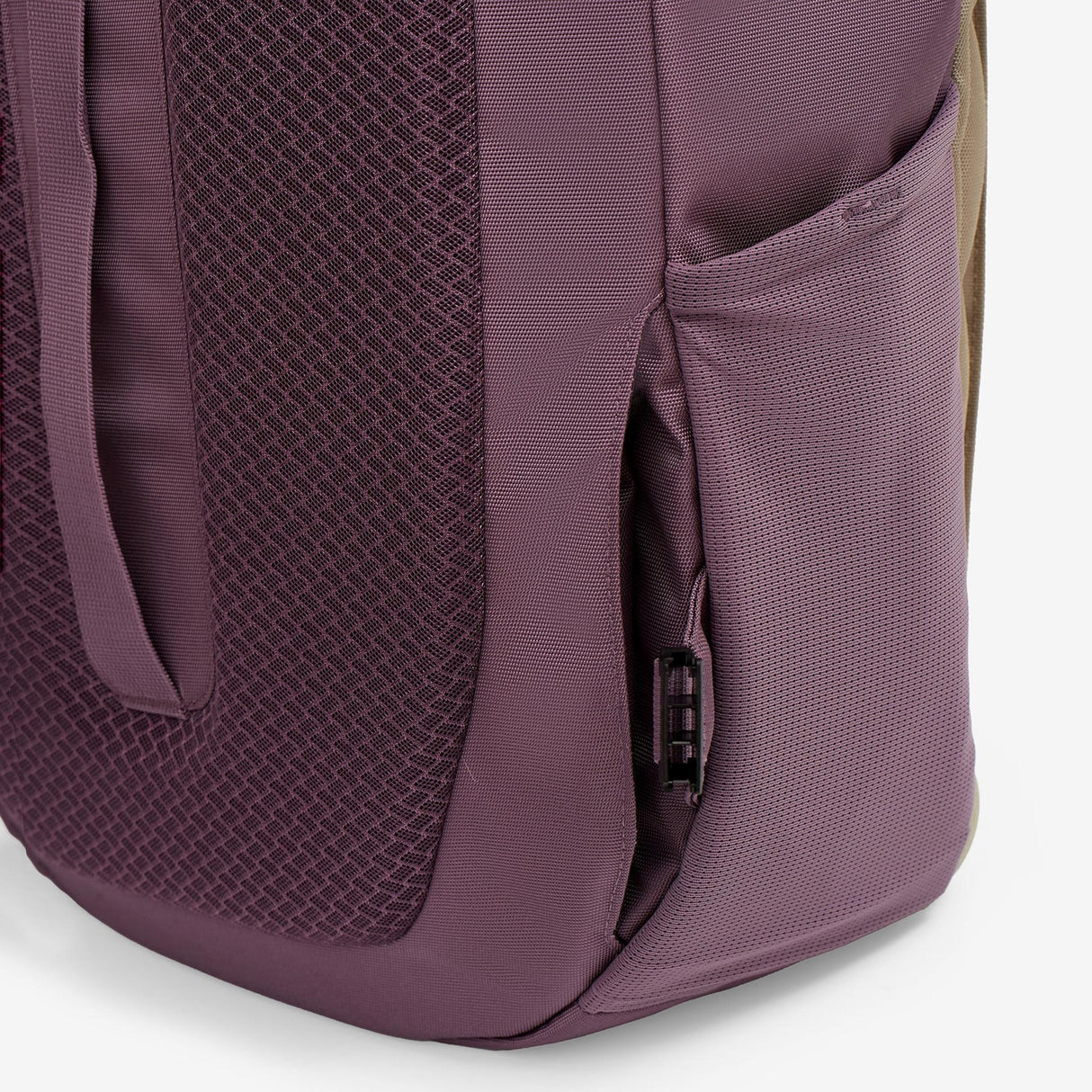Eagle Creek Tour Lite Travel Pack 38L