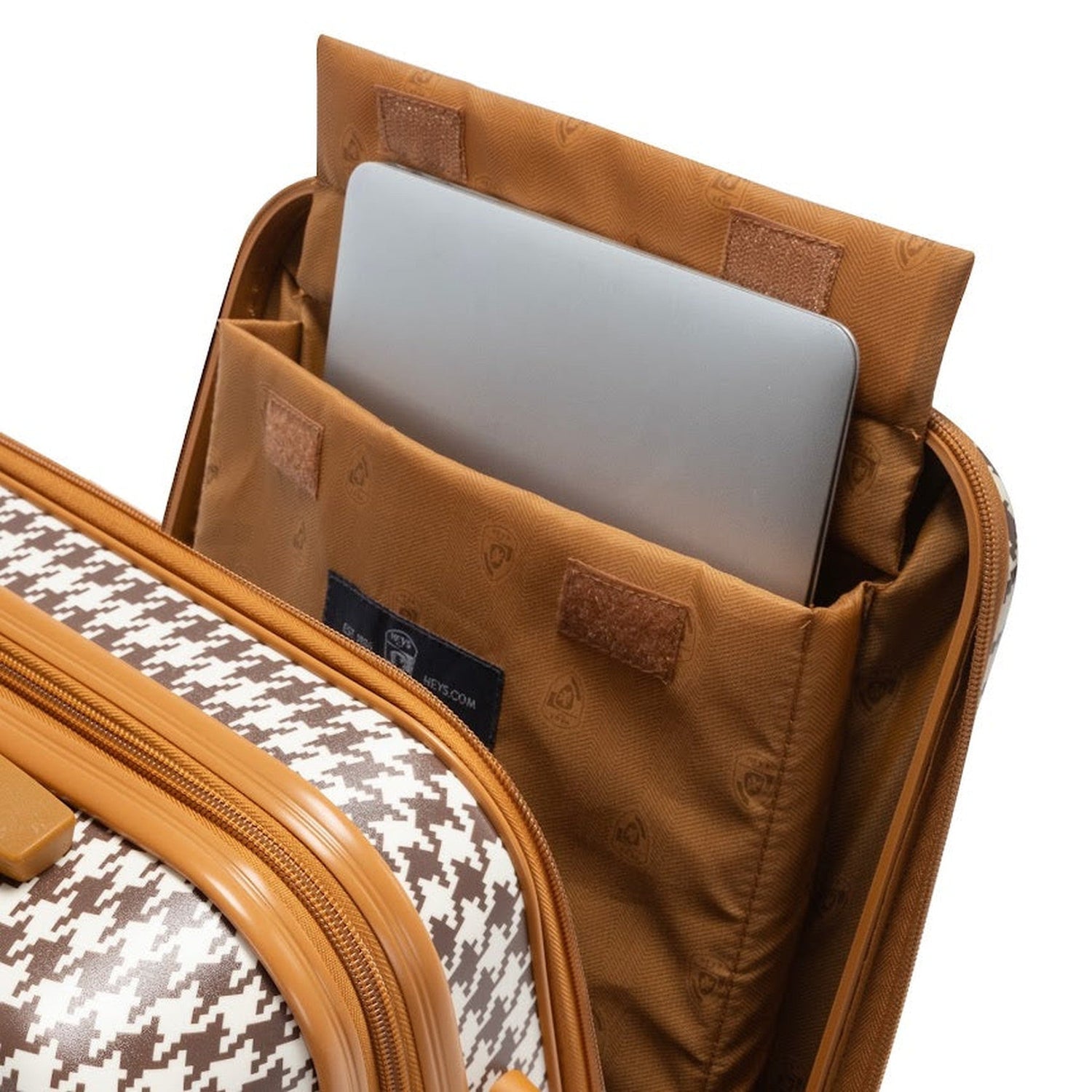 Heys EZ Fashion 21" Spinner