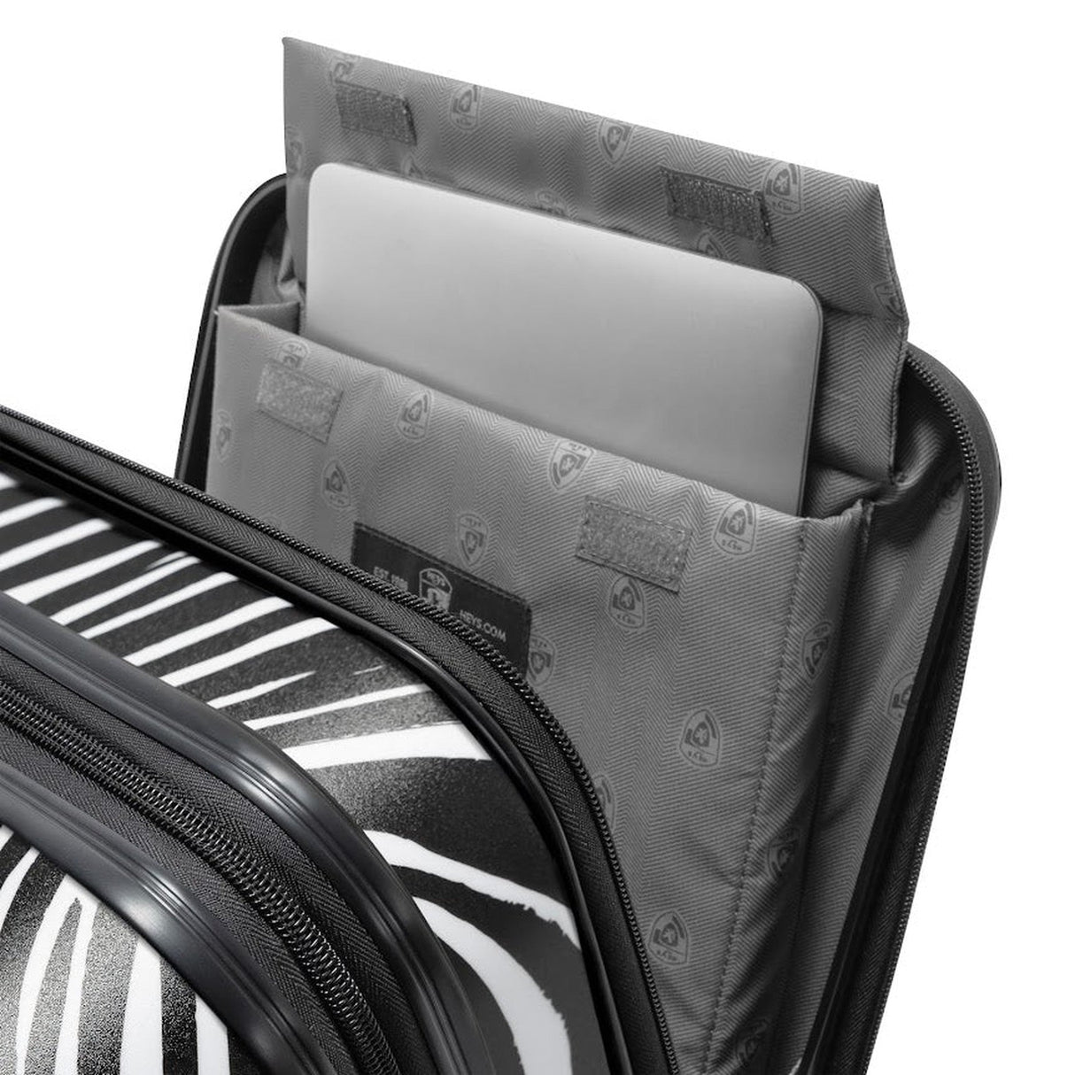 Heys EZ Fashion 21" Spinner