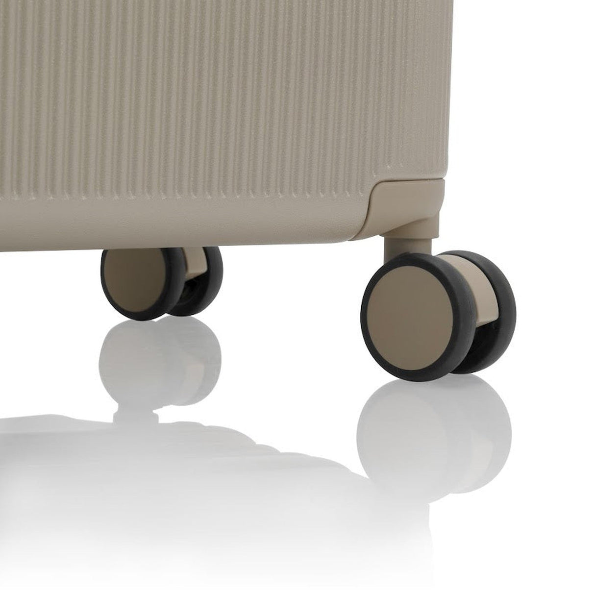 Heys Earth Tones 3 Piece Spinner Set