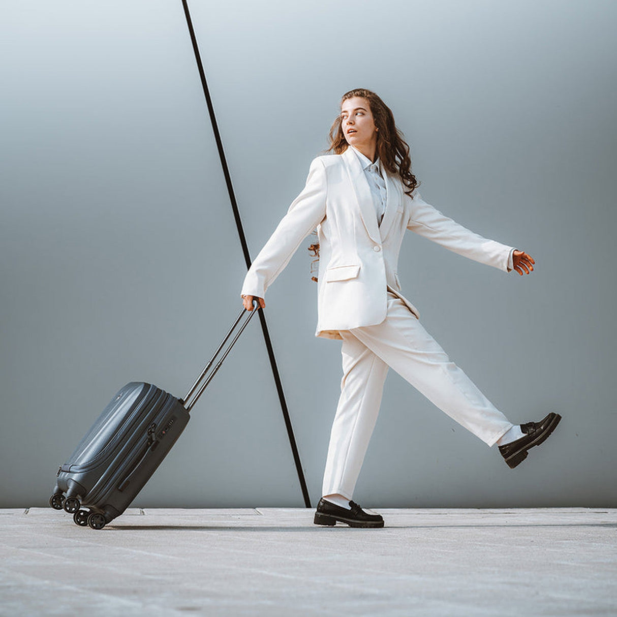 Heys Vantage - Smart Access 3 Piece Spinner Set