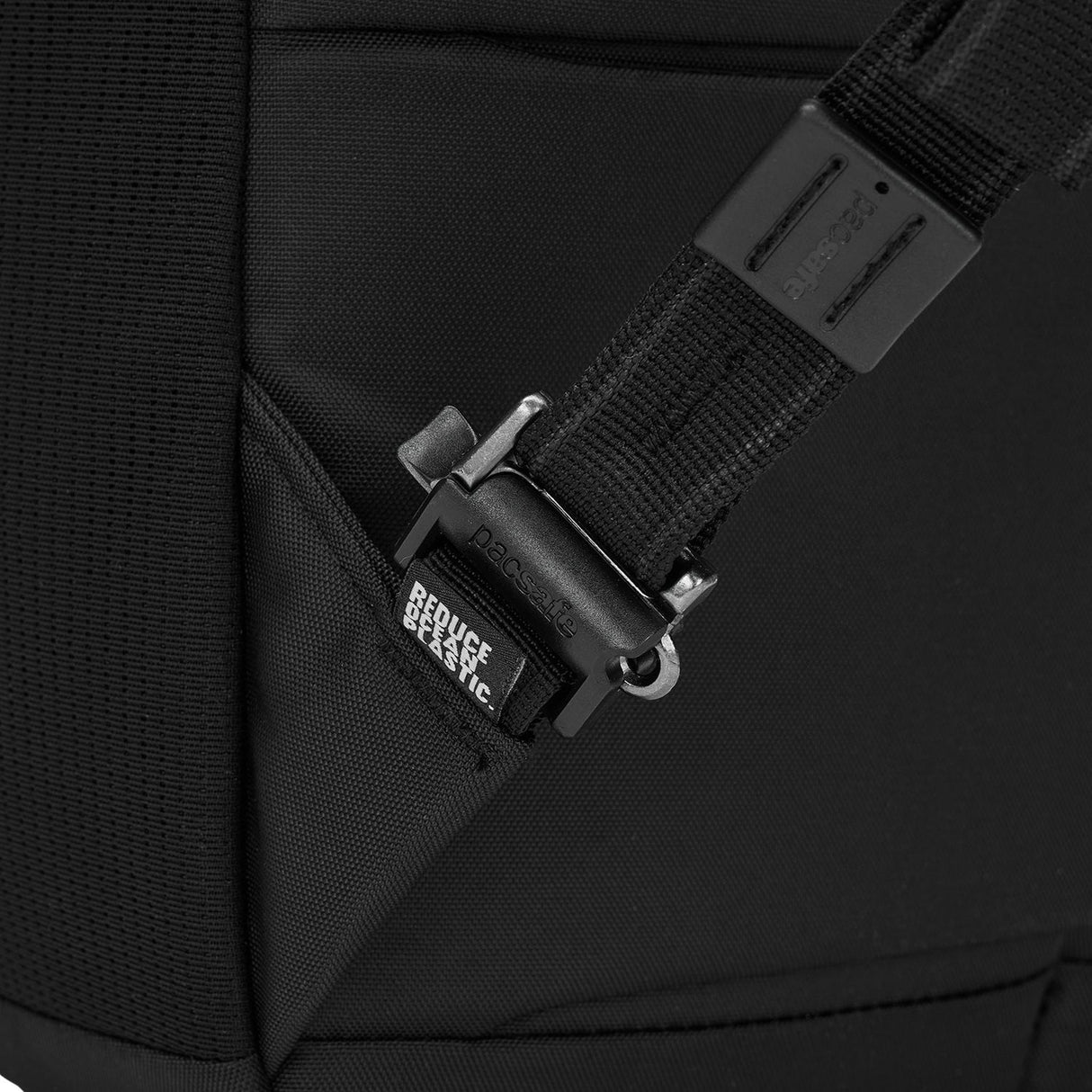 Pacsafe EXP 28L Backpack