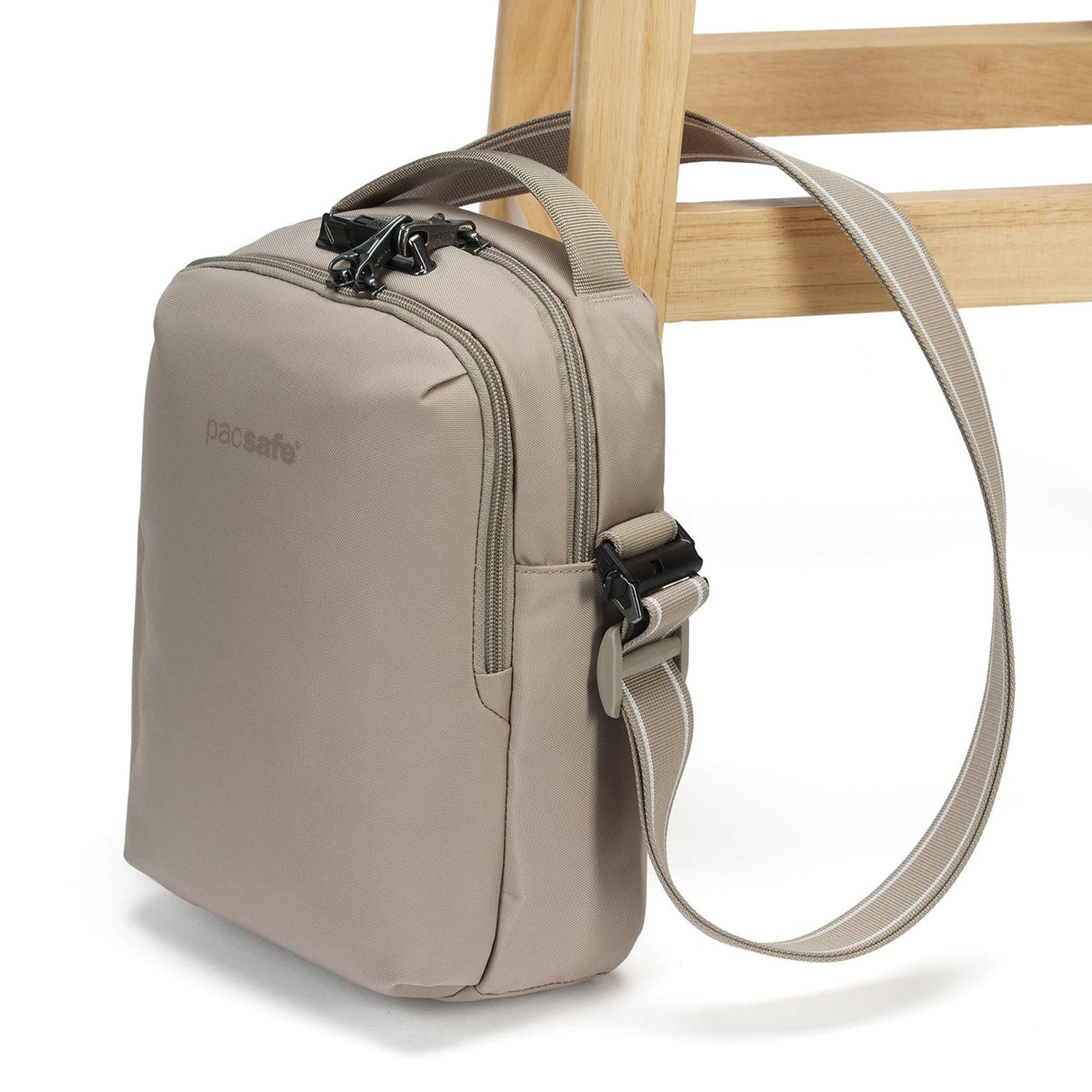 Pacsafe V Tour Crossbody