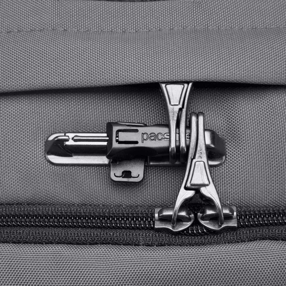 Pacsafe Vibe 25L Backpack