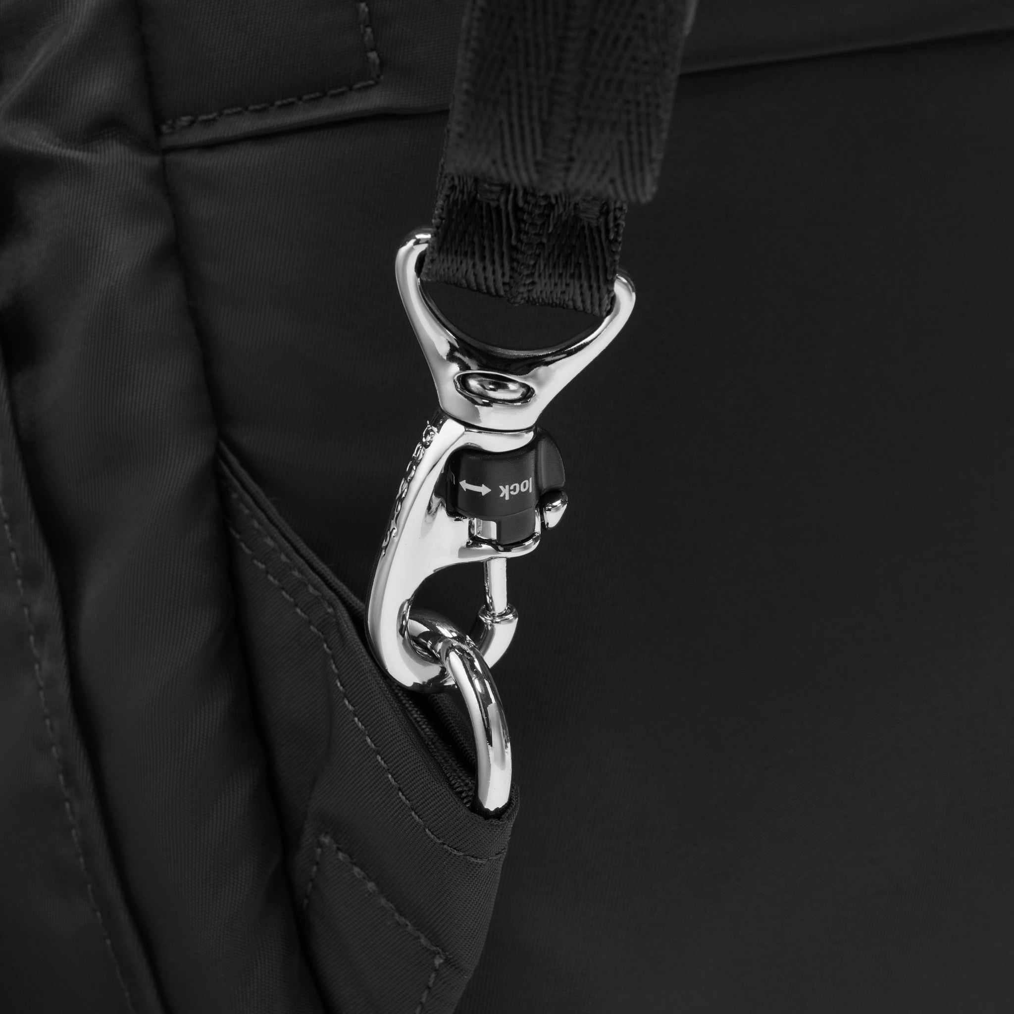 Pacsafe W 10L Backpack