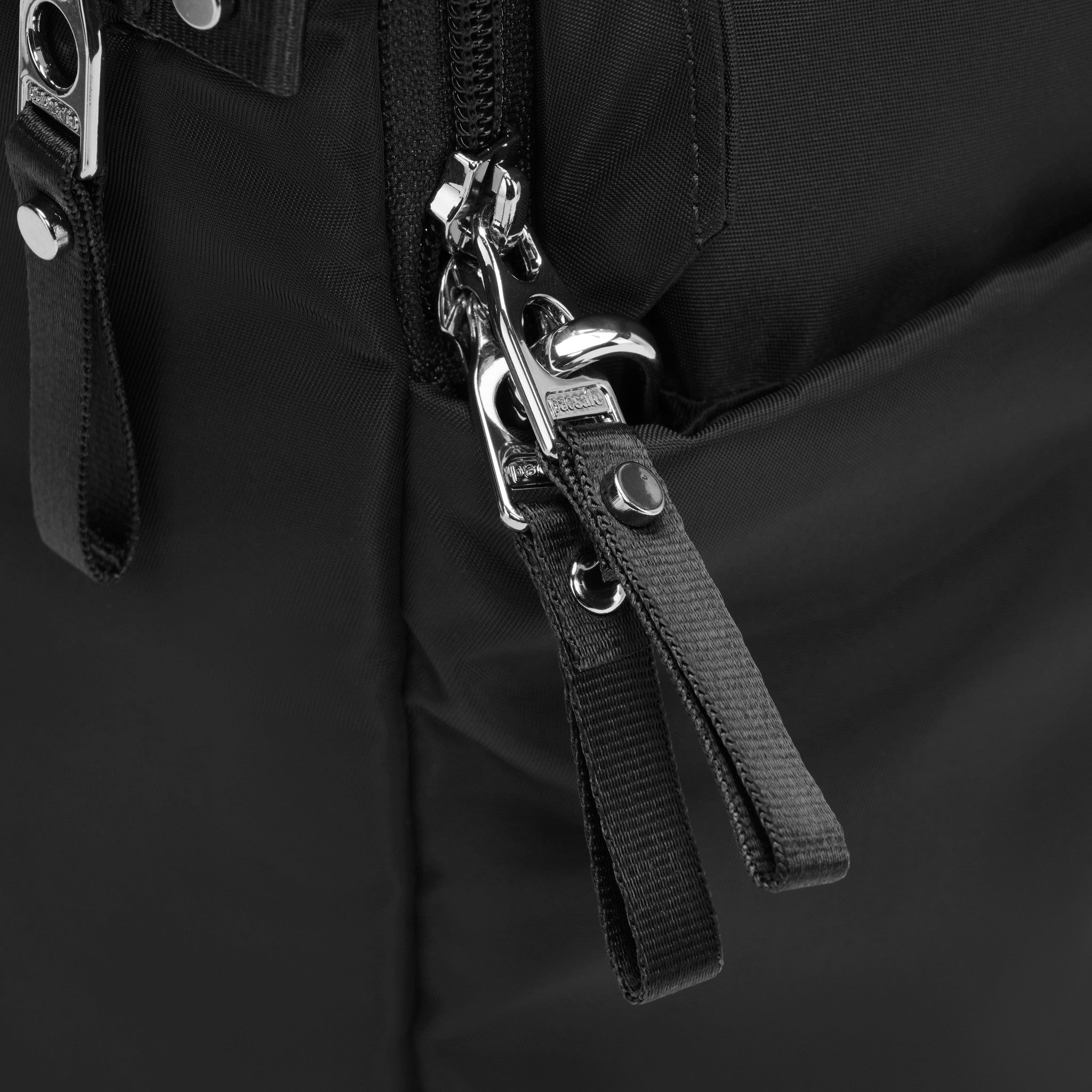 Pacsafe W 10L Backpack