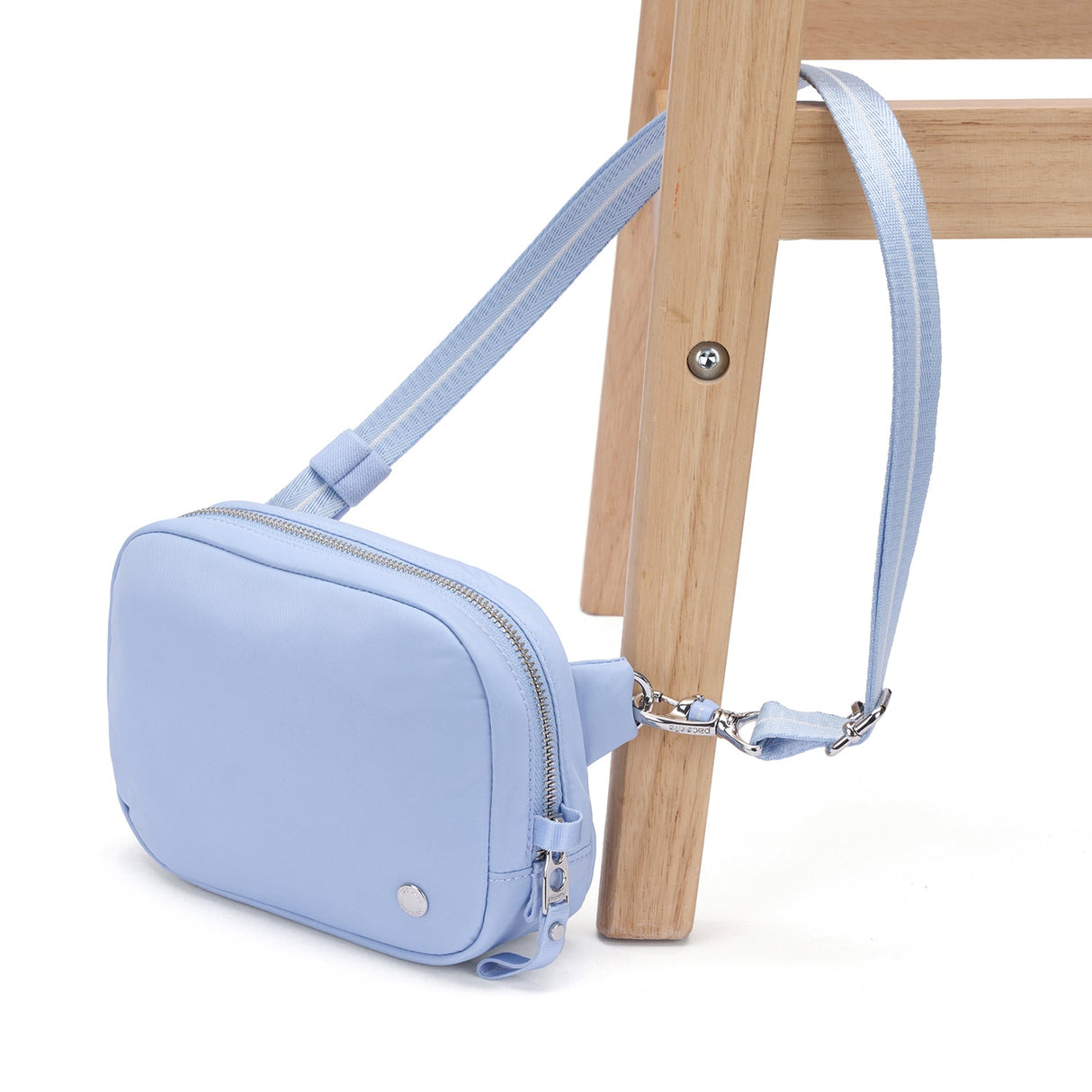 Pacsafe W Micro Sling