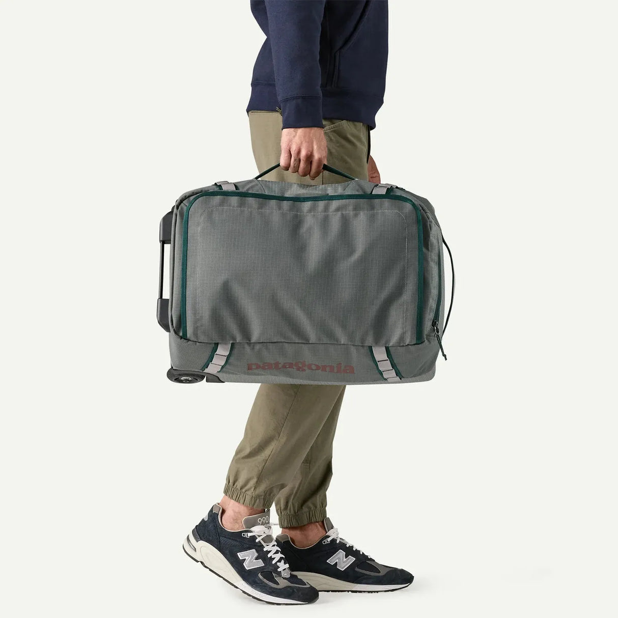 Patagonia Black Hole Wheeled Duffel 40L