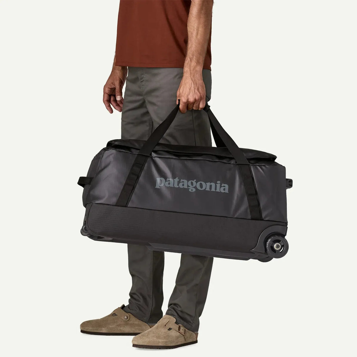 Patagonia Black Hole Wheeled Duffel 70L *STORE*