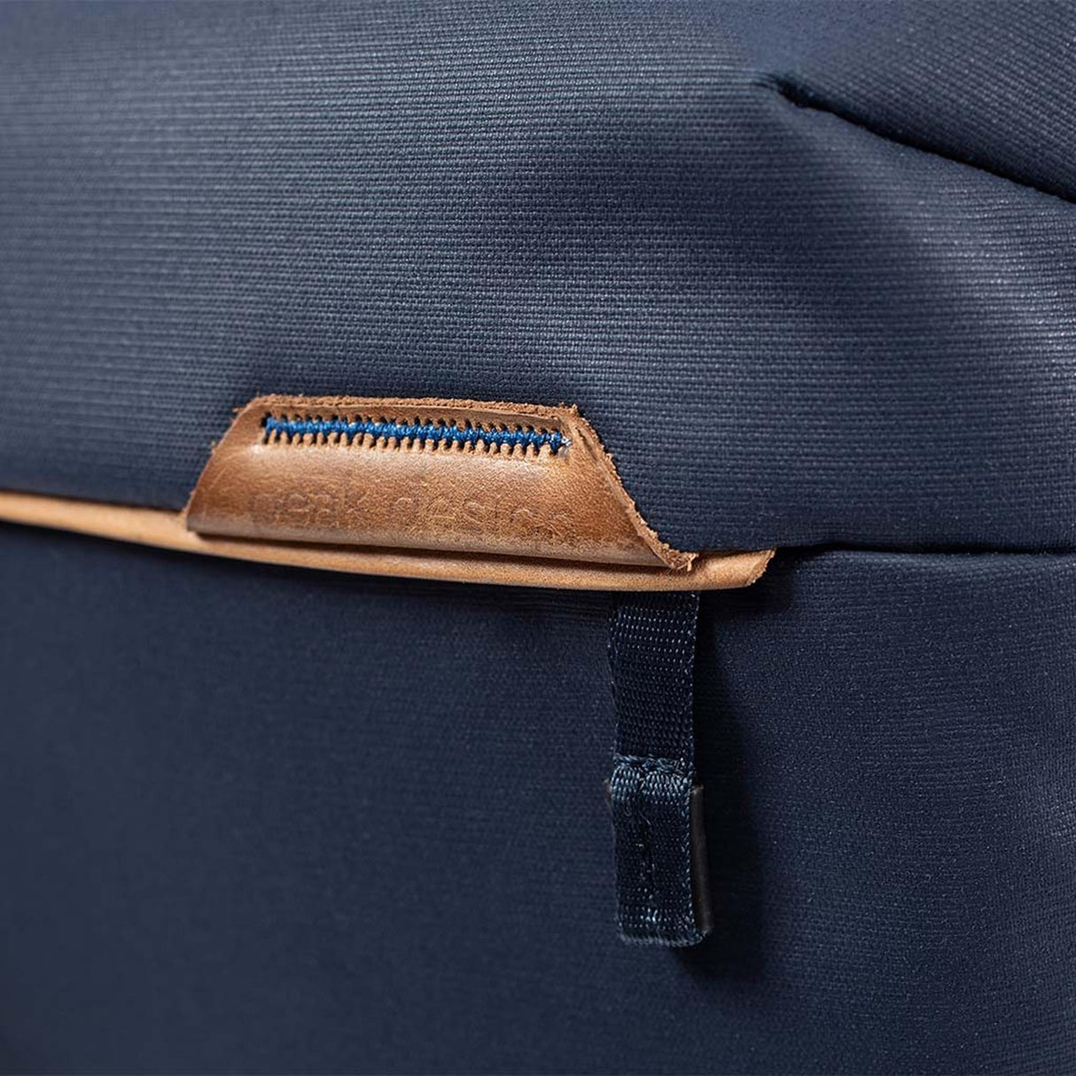 Peak Design Everyday Sling 6L