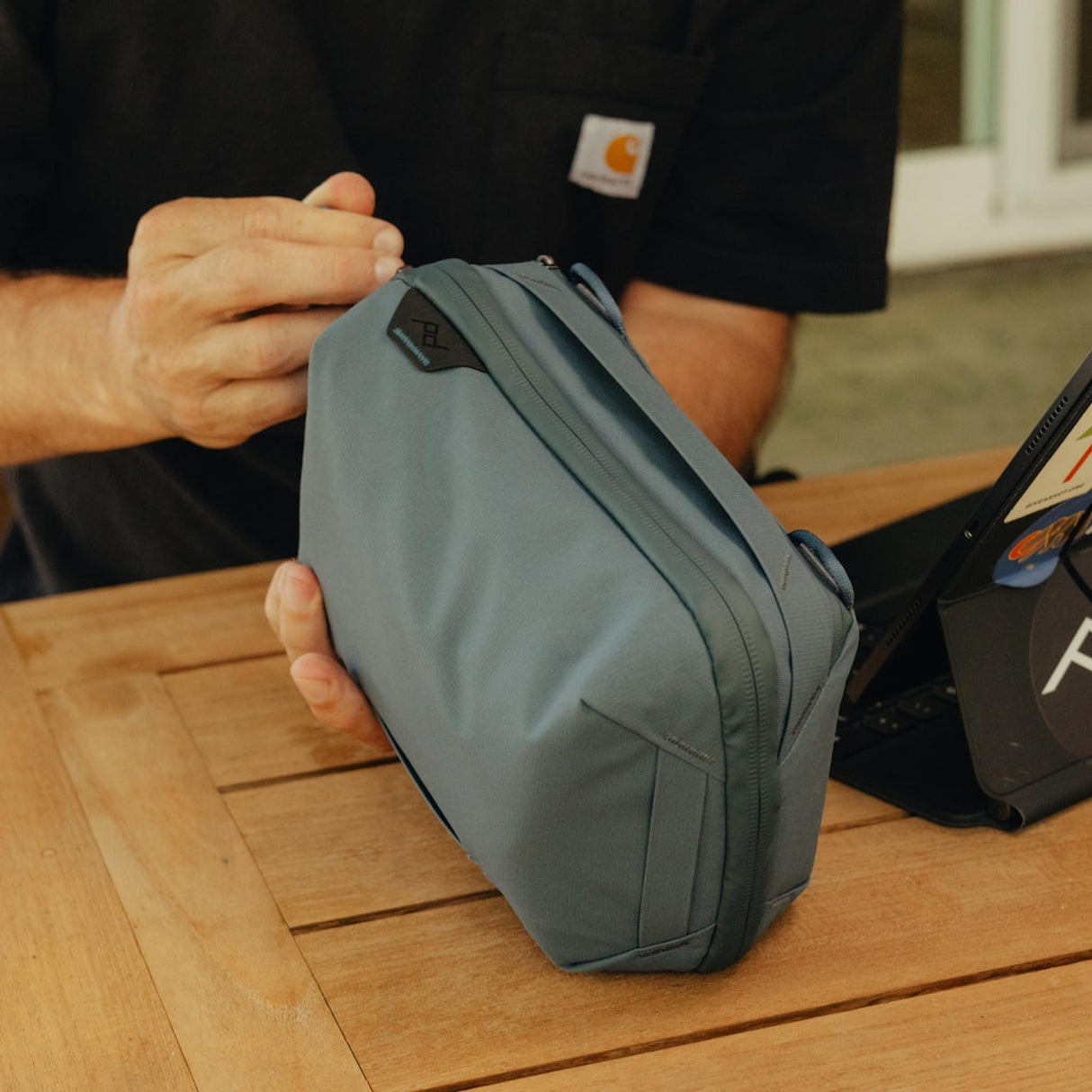 Peak Design Tech Pouch Versatile Organizer for Cables and Travel Gear