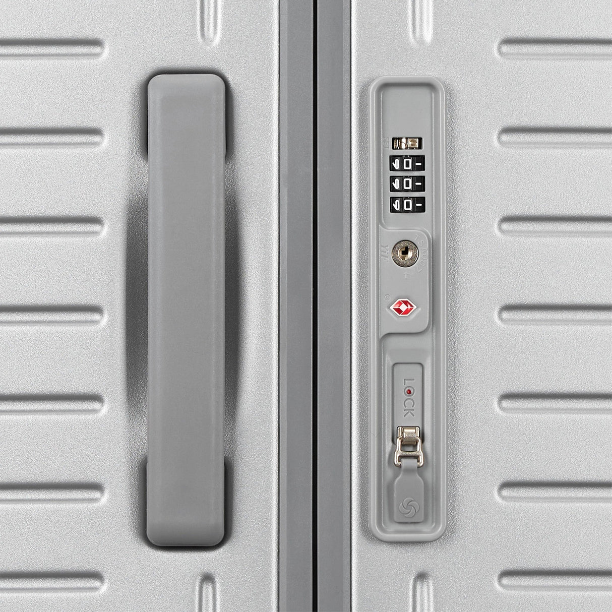 Samsonite Framelock Max Carry-On Spinner