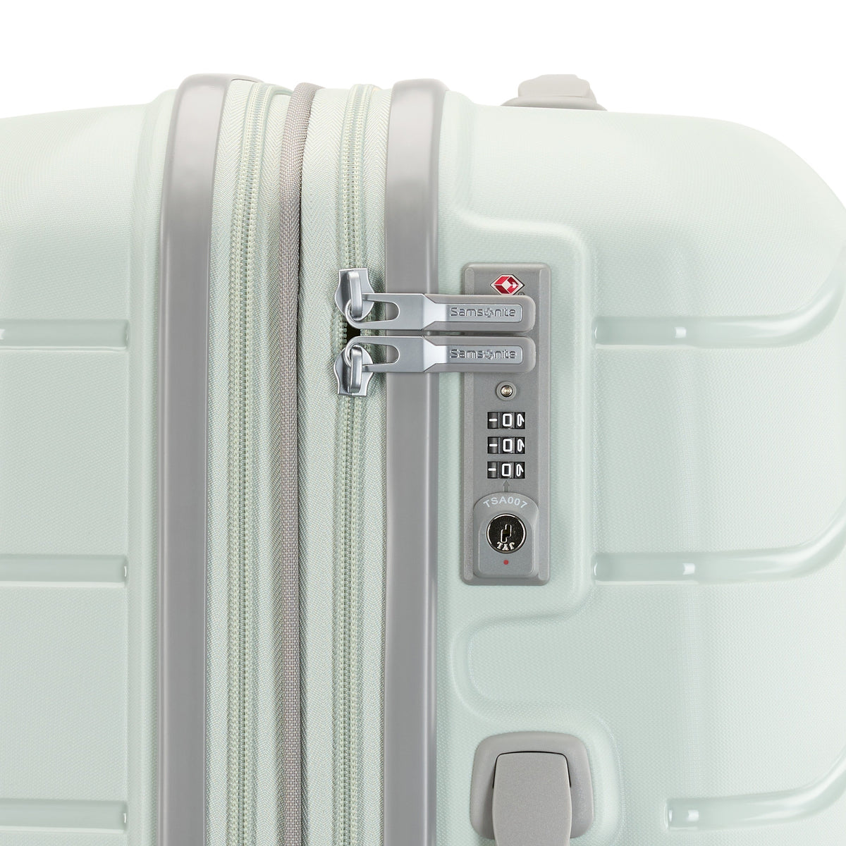 Samsonite Freeform 24" Spinner
