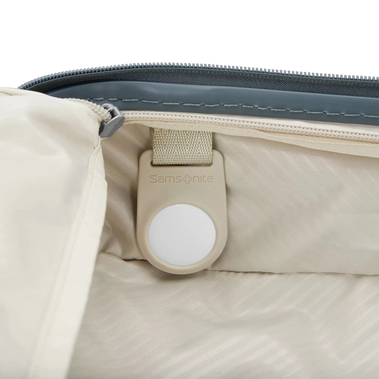 Samsonite Silhouette 18 Hardside Carry-On Expandable Spinner