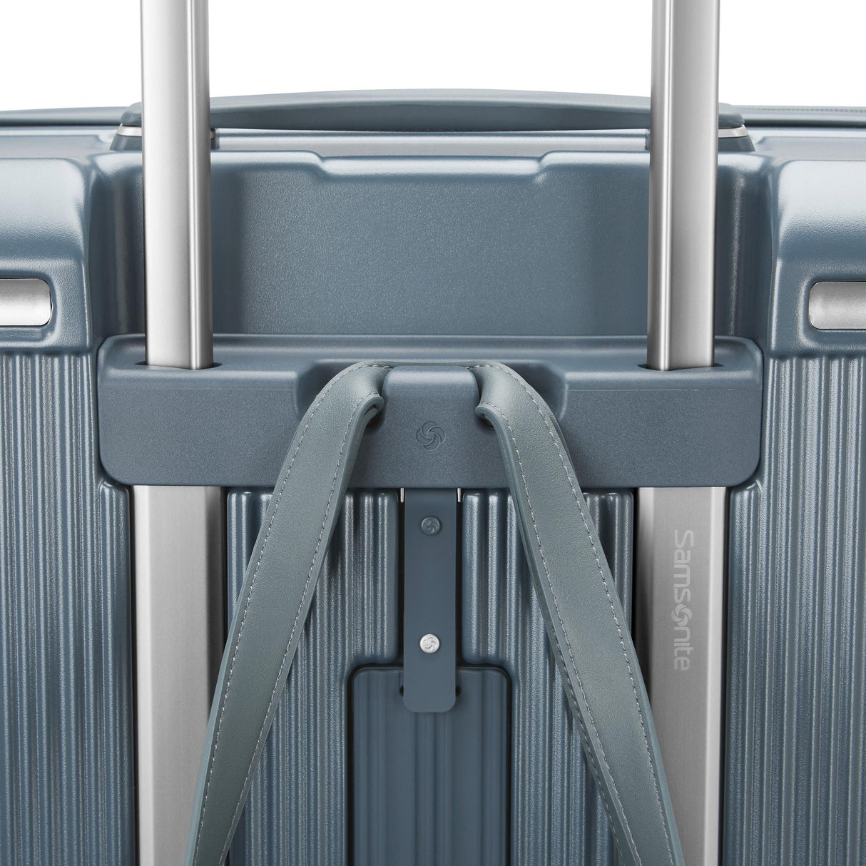 Samsonite Silhouette 18 Hardside Medium Expandable Spinner