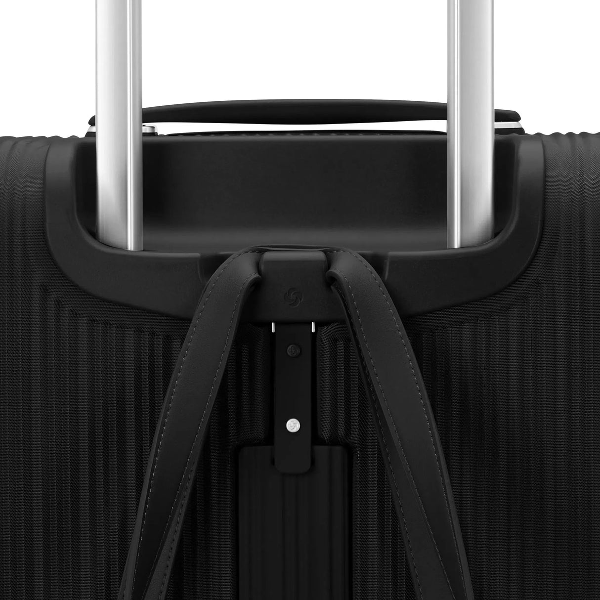 Samsonite Silhouette 18 Softside 22 x 14 x 9 Carry-On